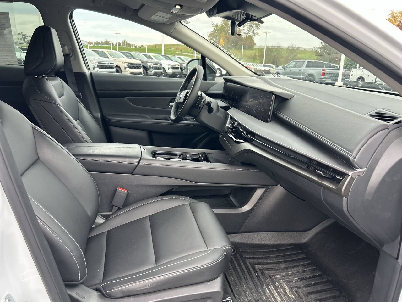 2025 Nissan Murano SV