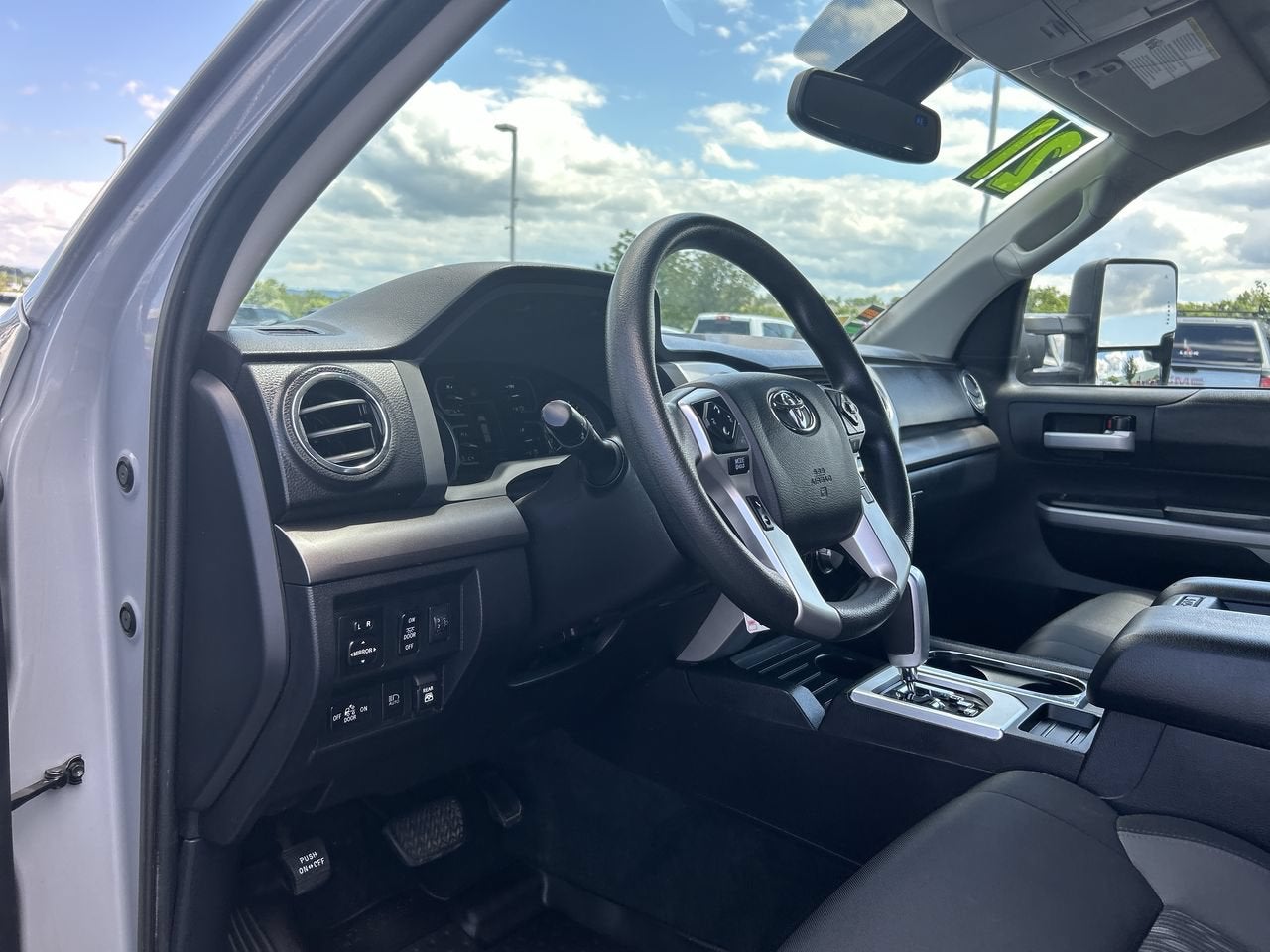 2021 Toyota Tundra 4WD SR5