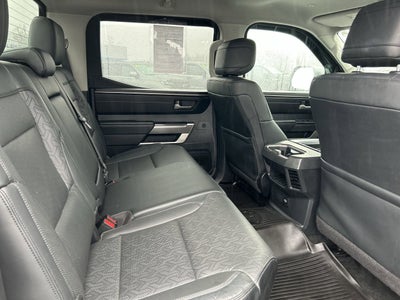 2022 Toyota Tundra 4WD SR5