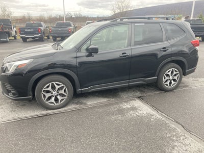 2022 Subaru Forester Premium