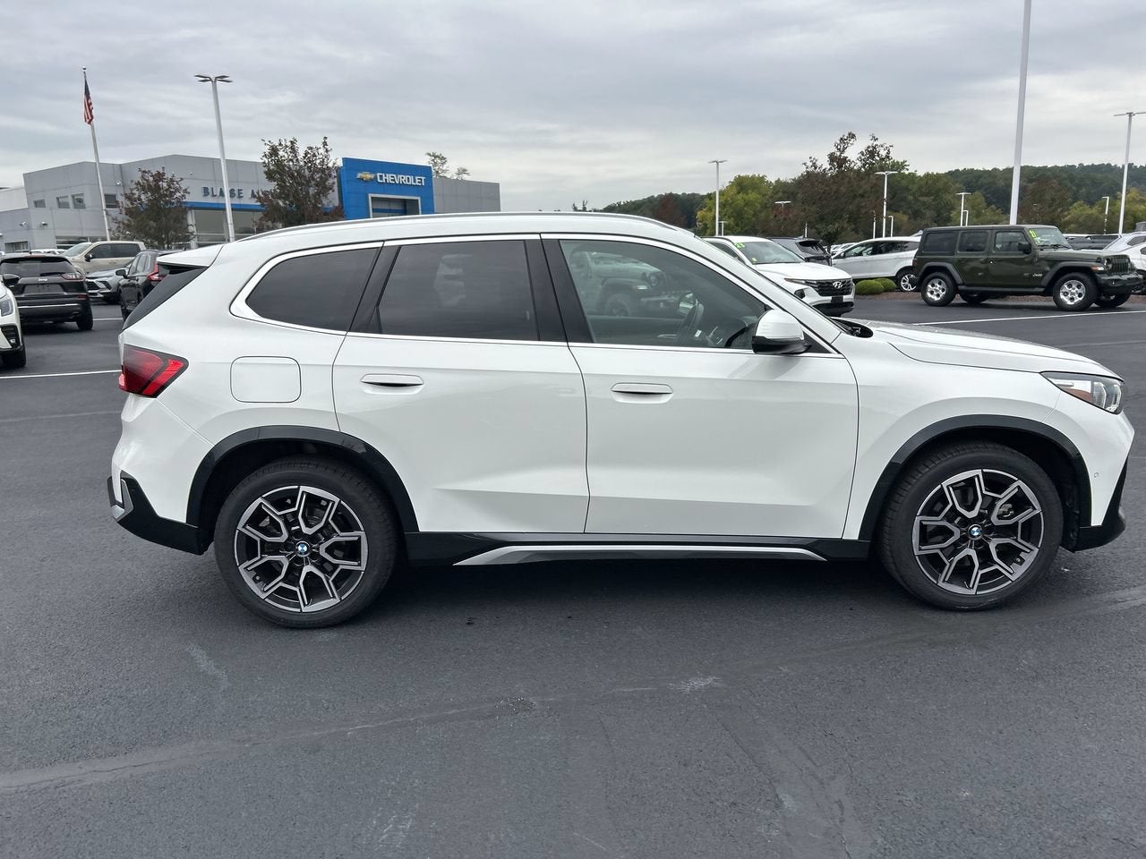 2025 BMW X1 xDrive28i