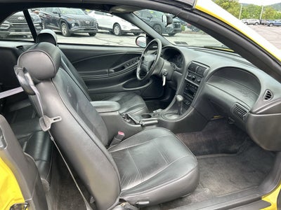 2003 Ford Mustang V6