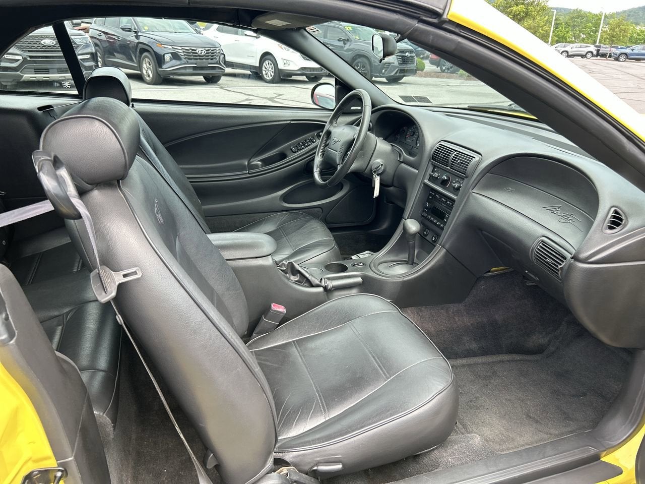 2003 Ford Mustang V6