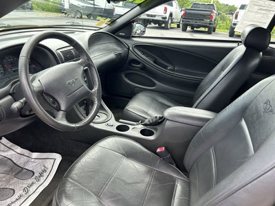 2003 Ford Mustang V6