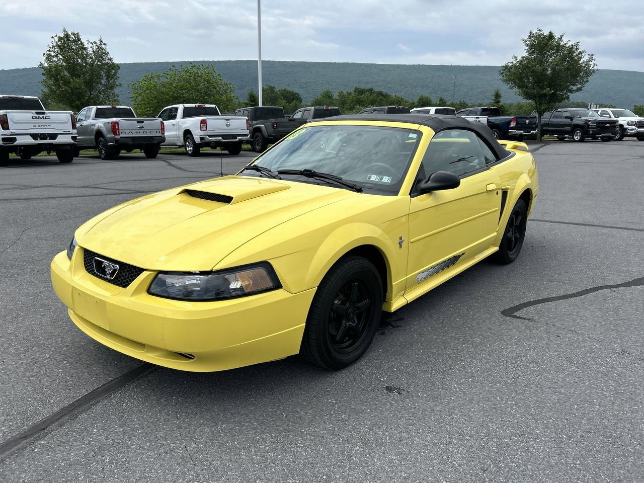2003 Ford Mustang V6