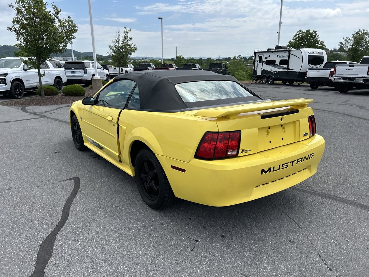 2003 Ford Mustang V6