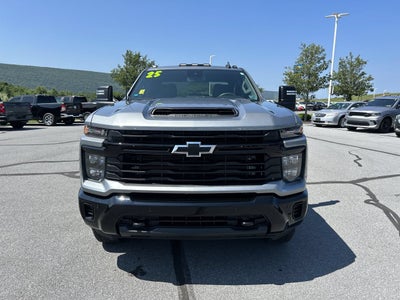2025 Chevrolet Silverado 2500HD Custom
