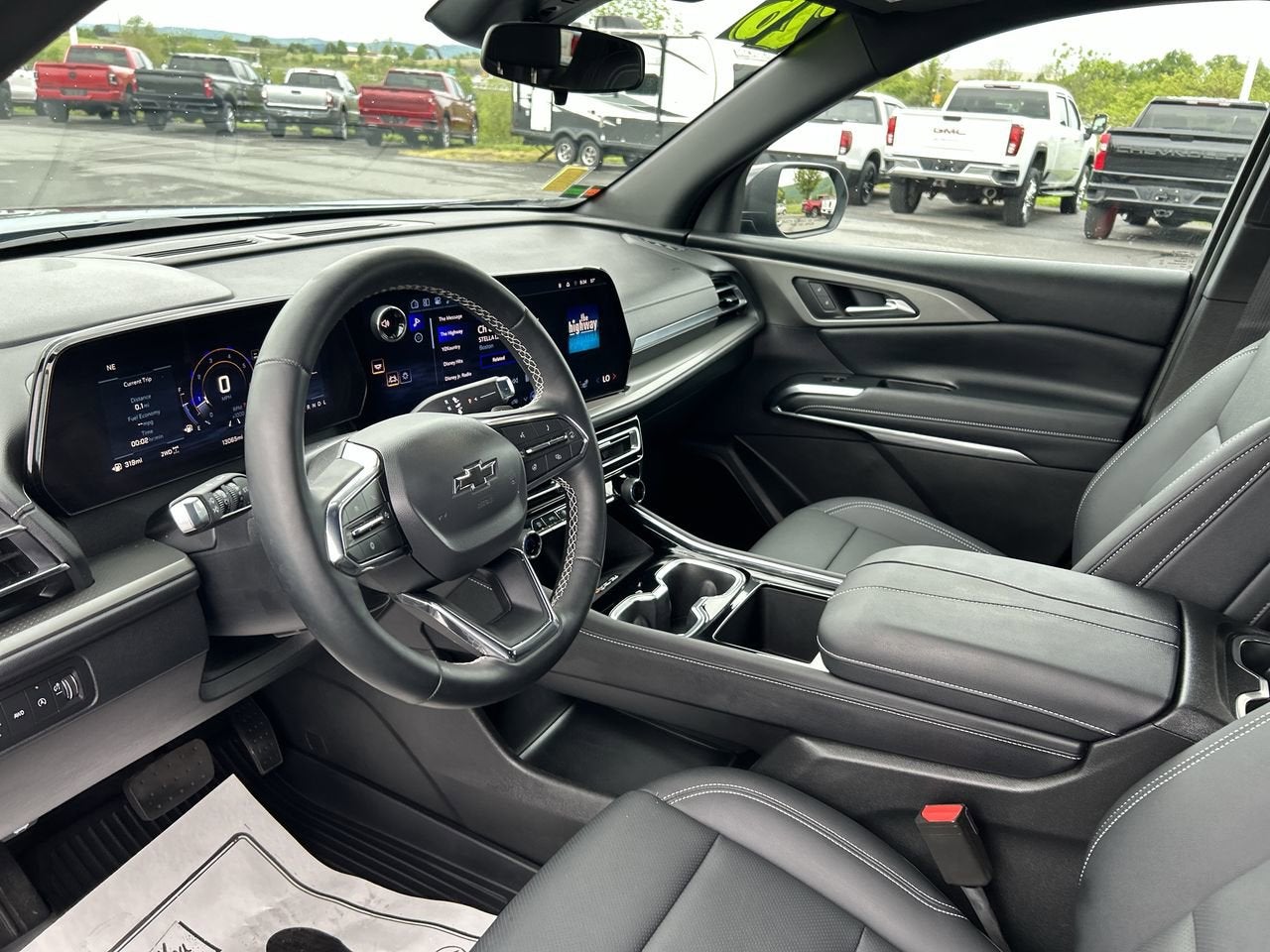 2026 Chevrolet Traverse AWD LT