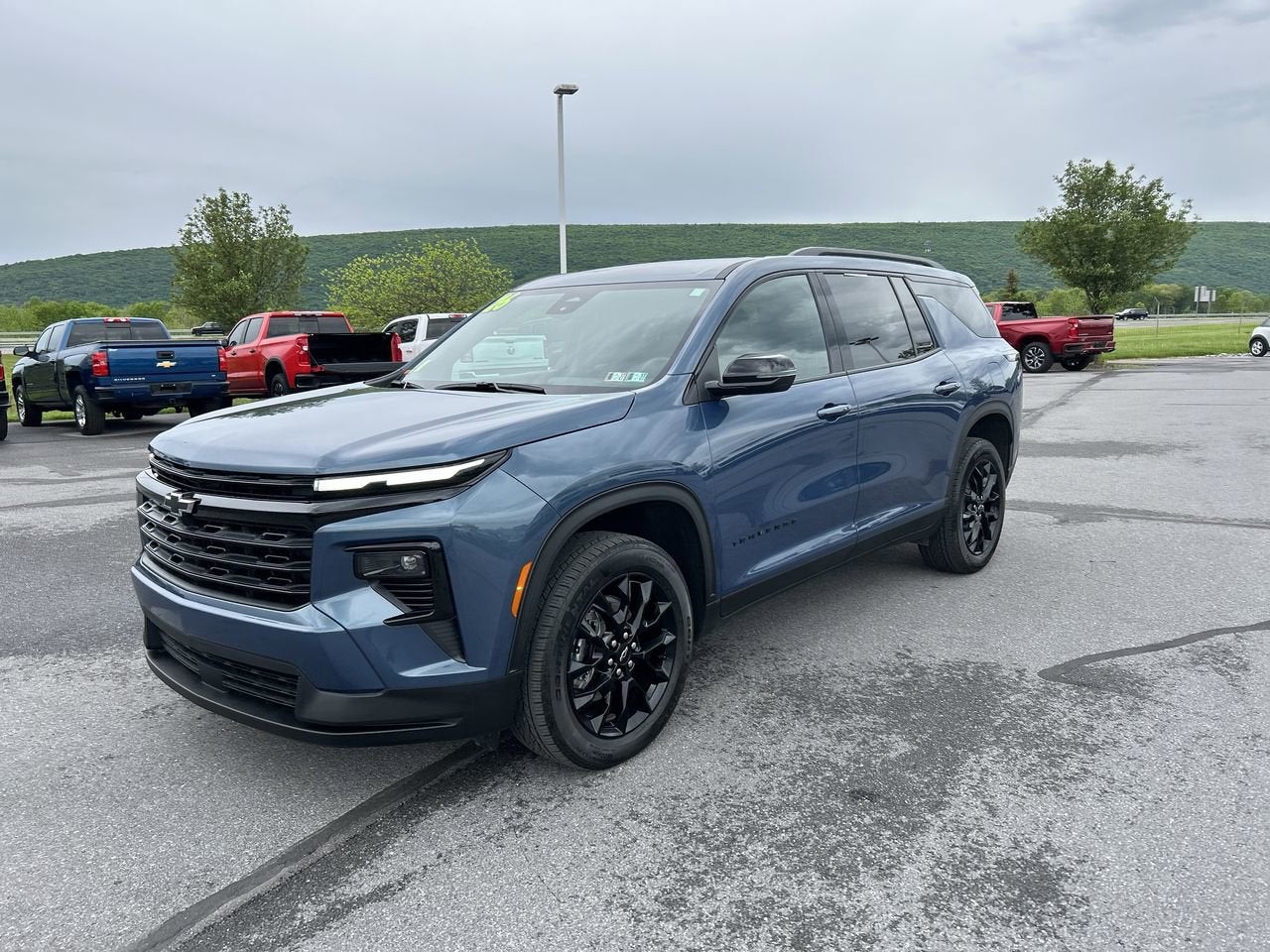 2026 Chevrolet Traverse AWD LT