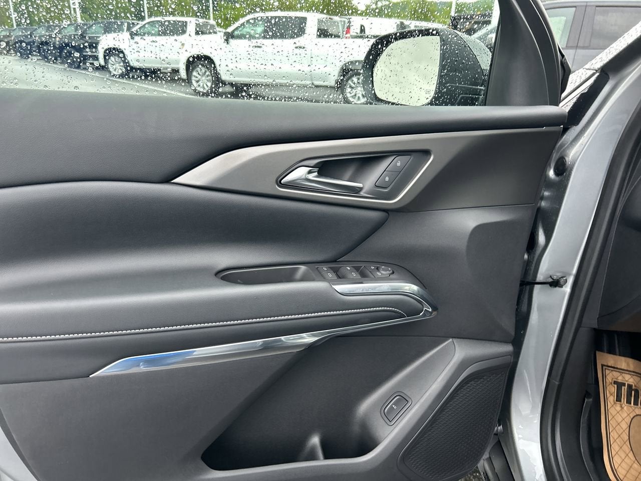 2025 Chevrolet Traverse AWD LT