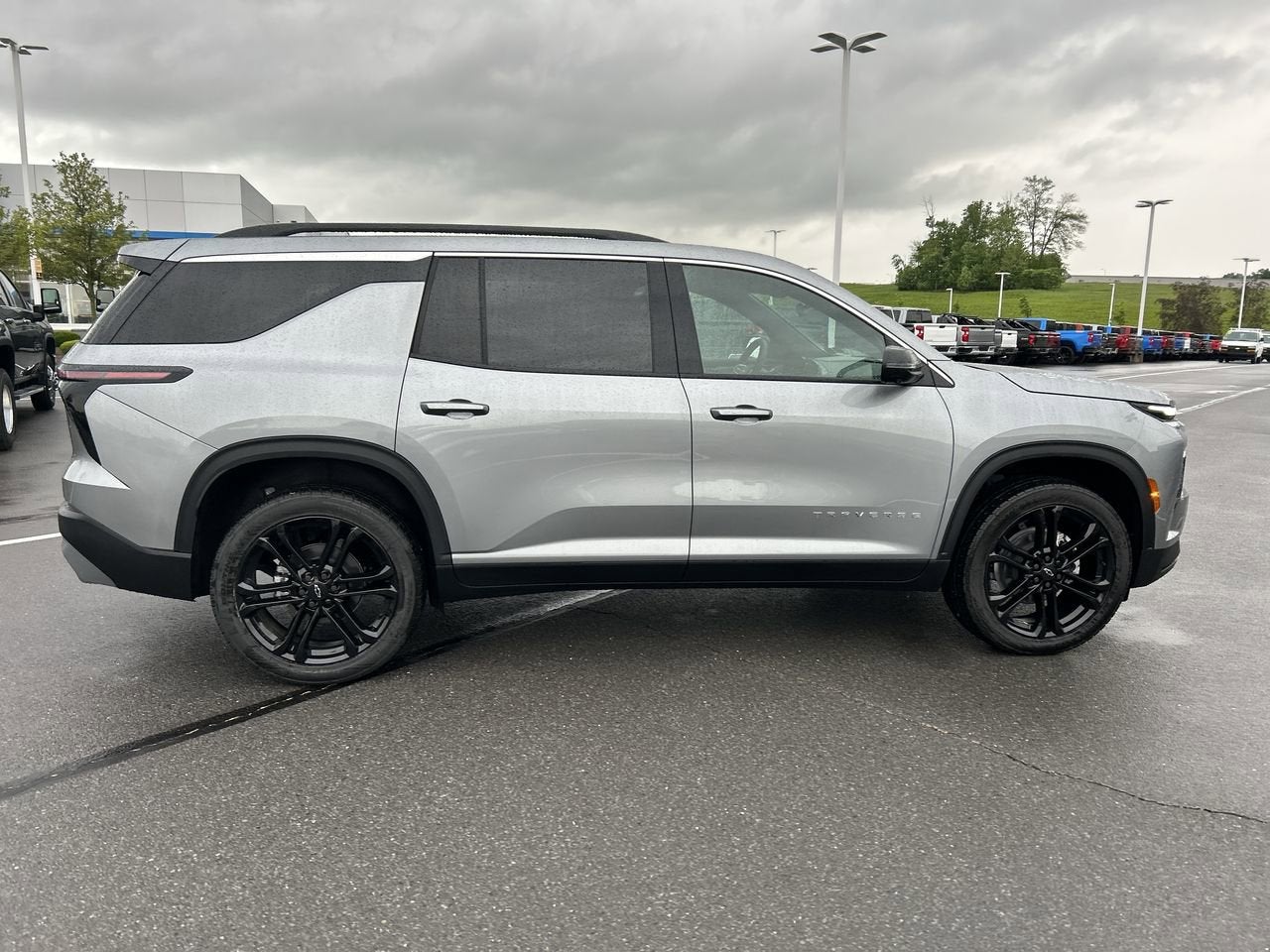 2025 Chevrolet Traverse AWD LT