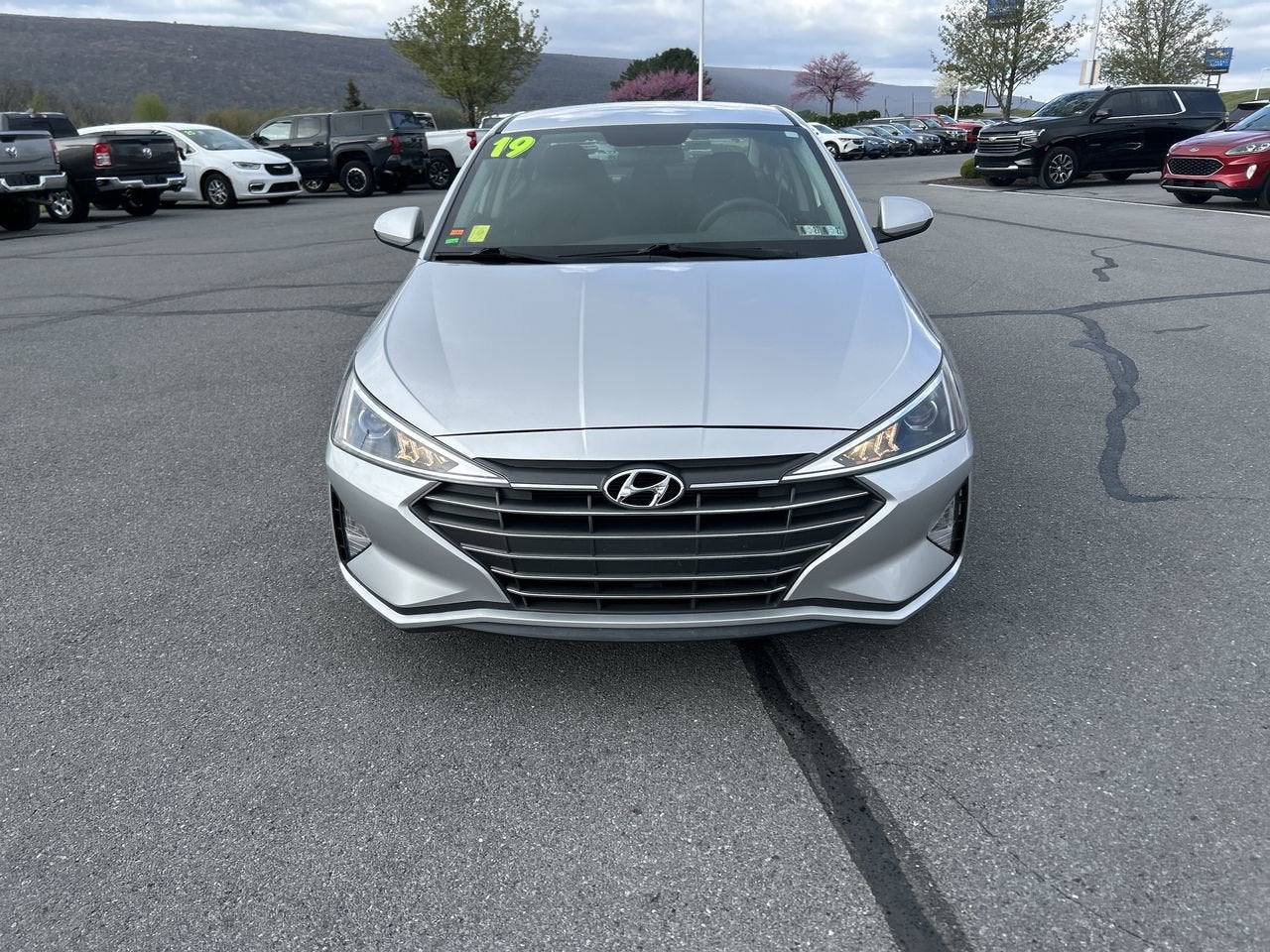 Used 2019 Hyundai Elantra SE with VIN 5NPD74LF0KH489378 for sale in Muncy, PA