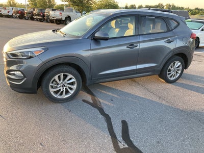 2016 Hyundai Tucson SE
