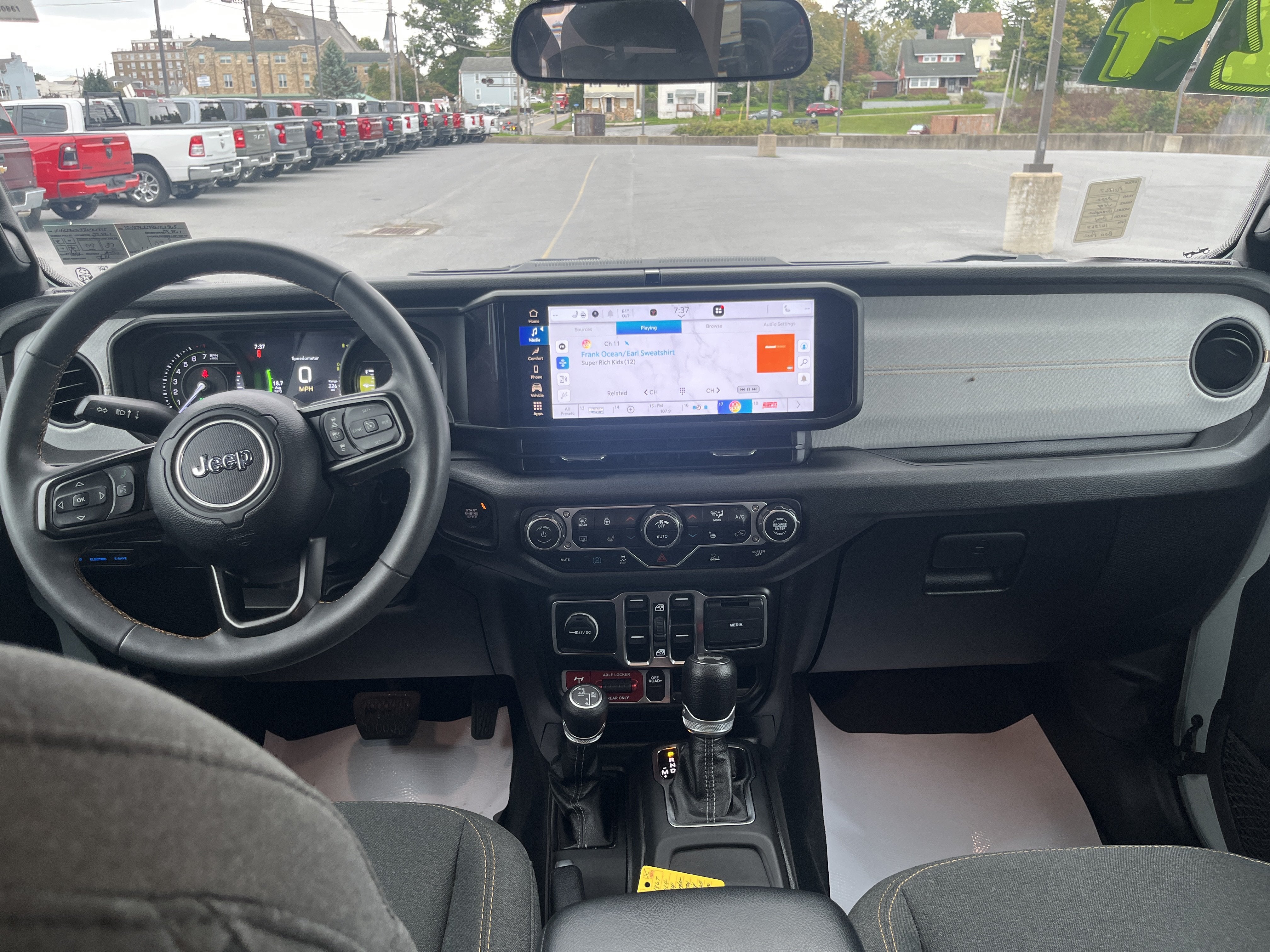 2024 Jeep Wrangler 4xe Willys