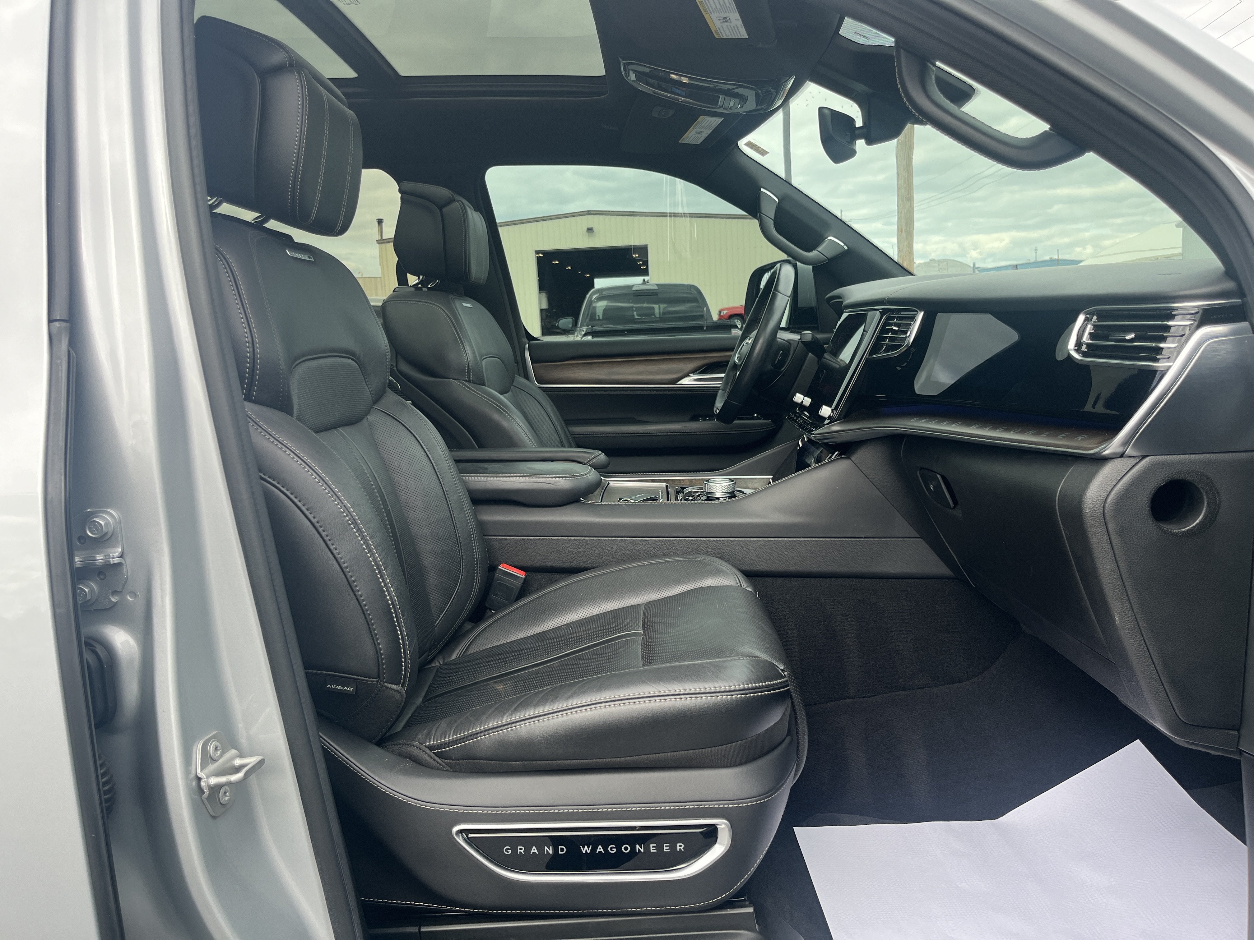 2022 Jeep Grand Wagoneer Series I