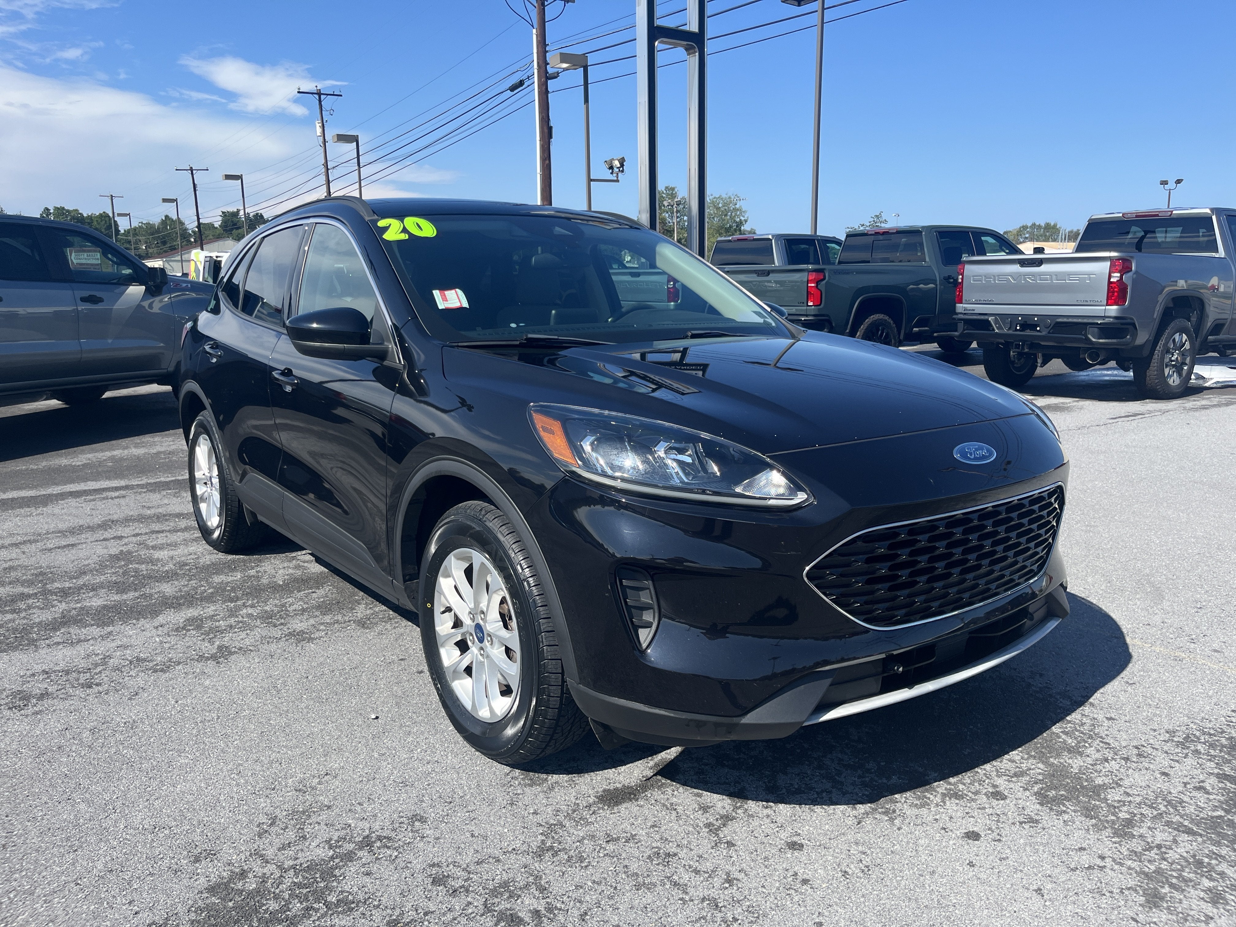 2020 Ford Escape SE