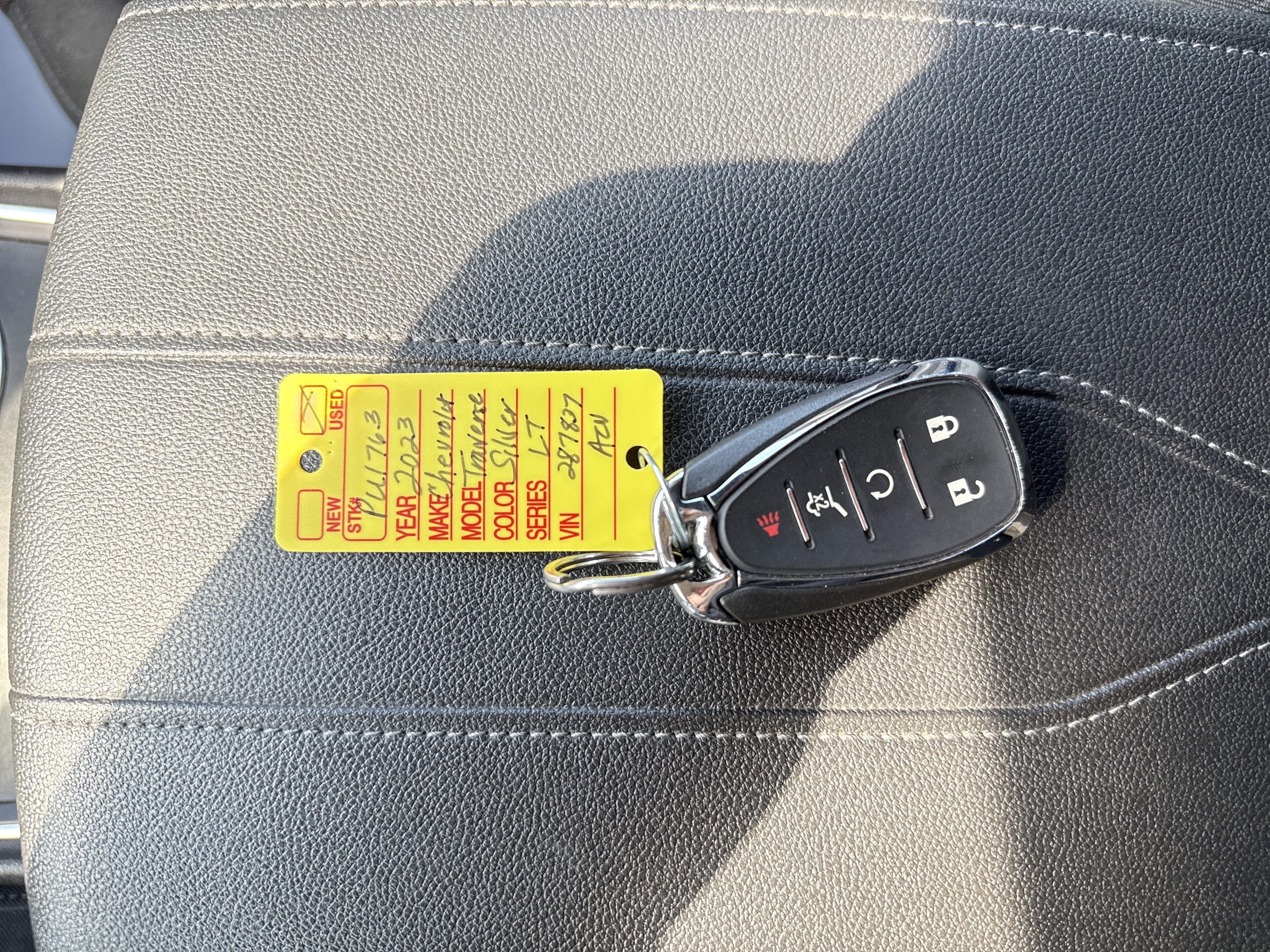 2023 Chevrolet Traverse LT Cloth