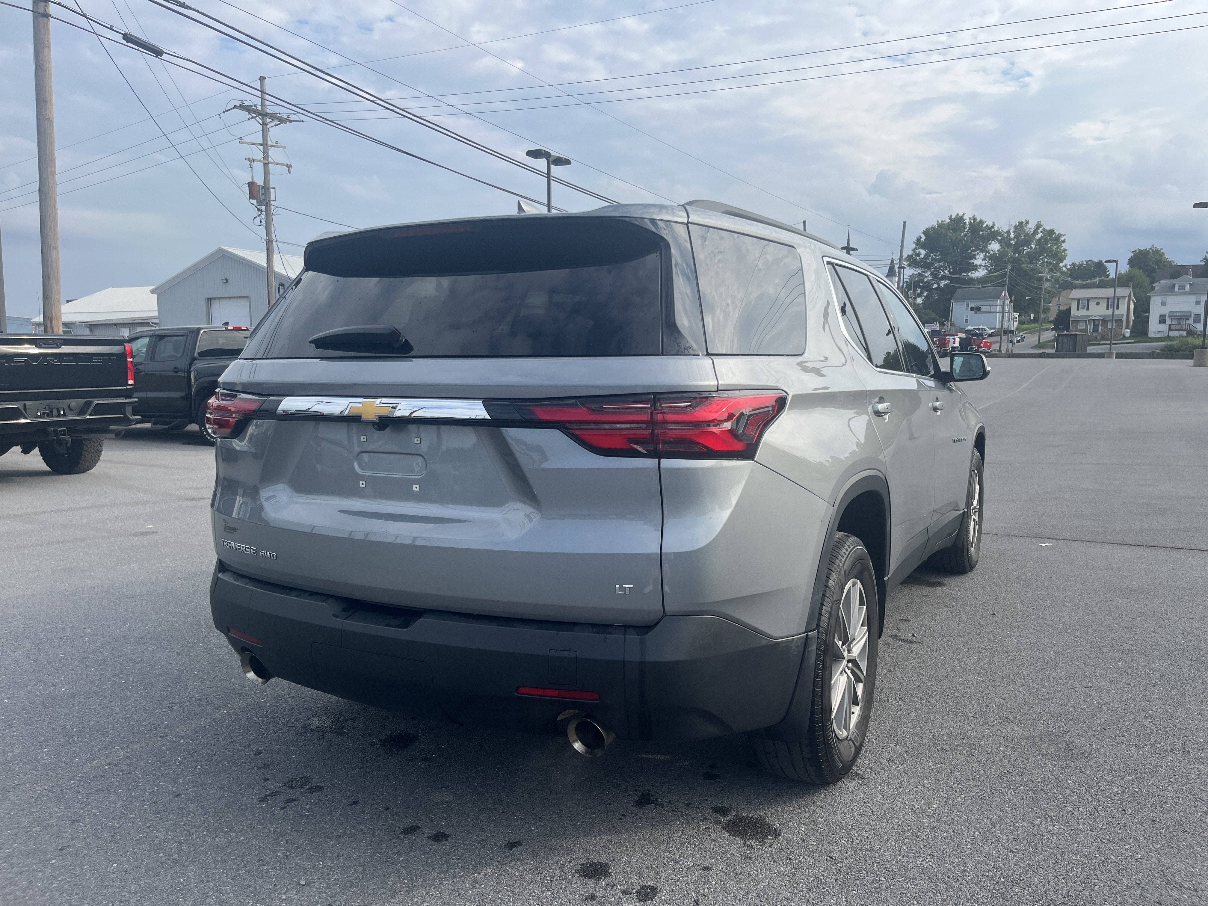 2023 Chevrolet Traverse LT Cloth