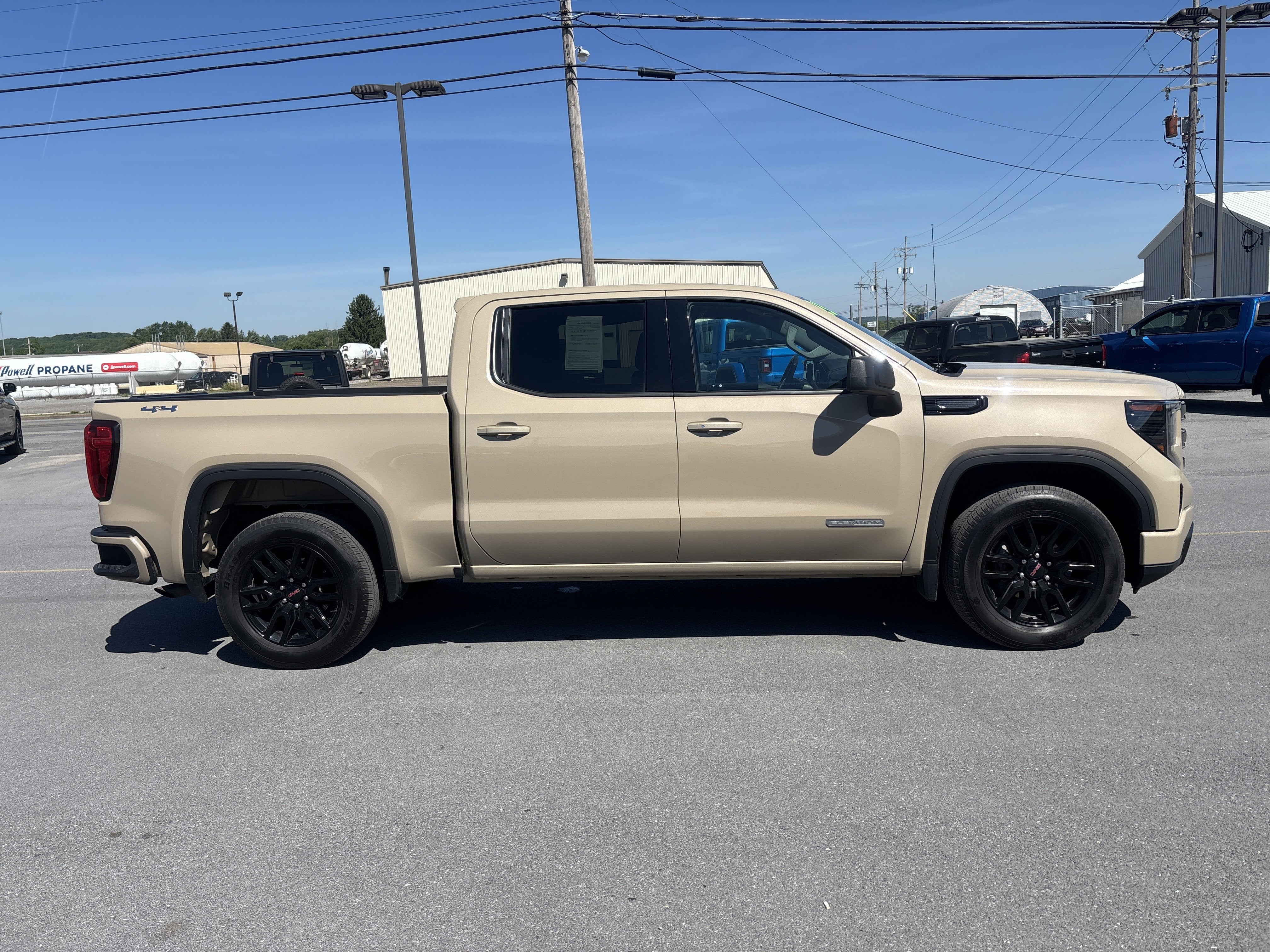 2023 GMC Sierra 1500 Elevation