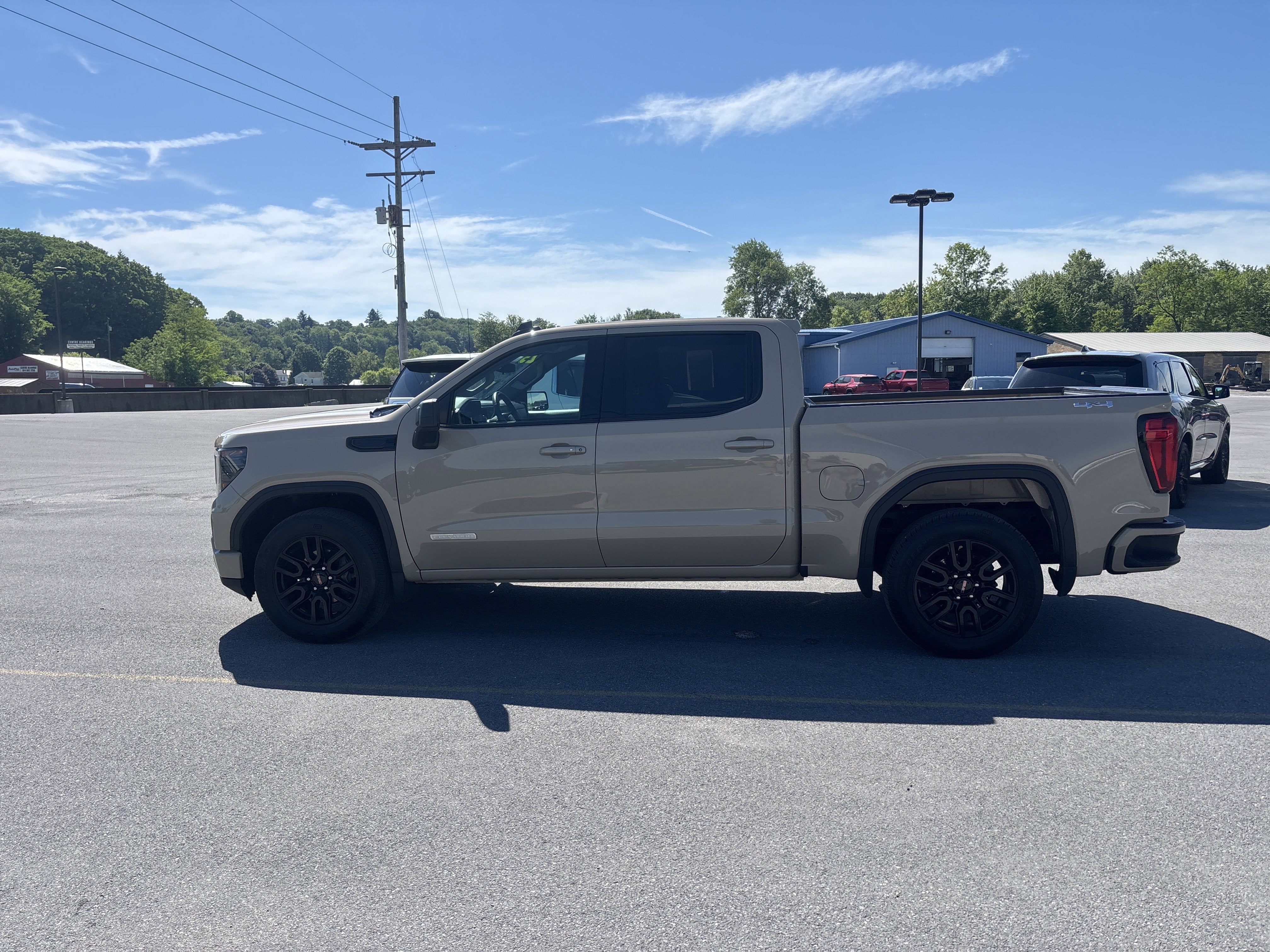 2023 GMC Sierra 1500 Elevation