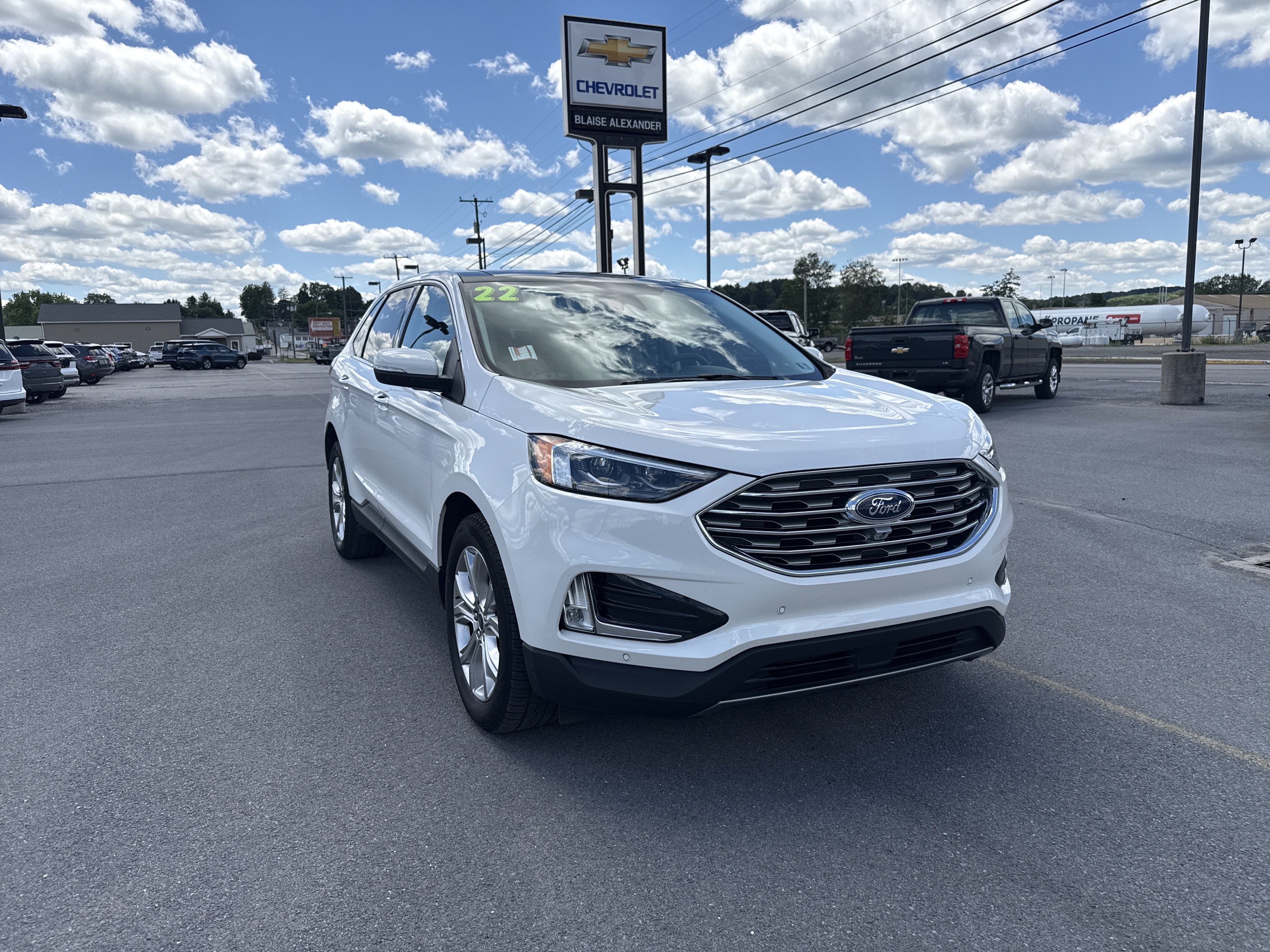 2022 Ford Edge Titanium