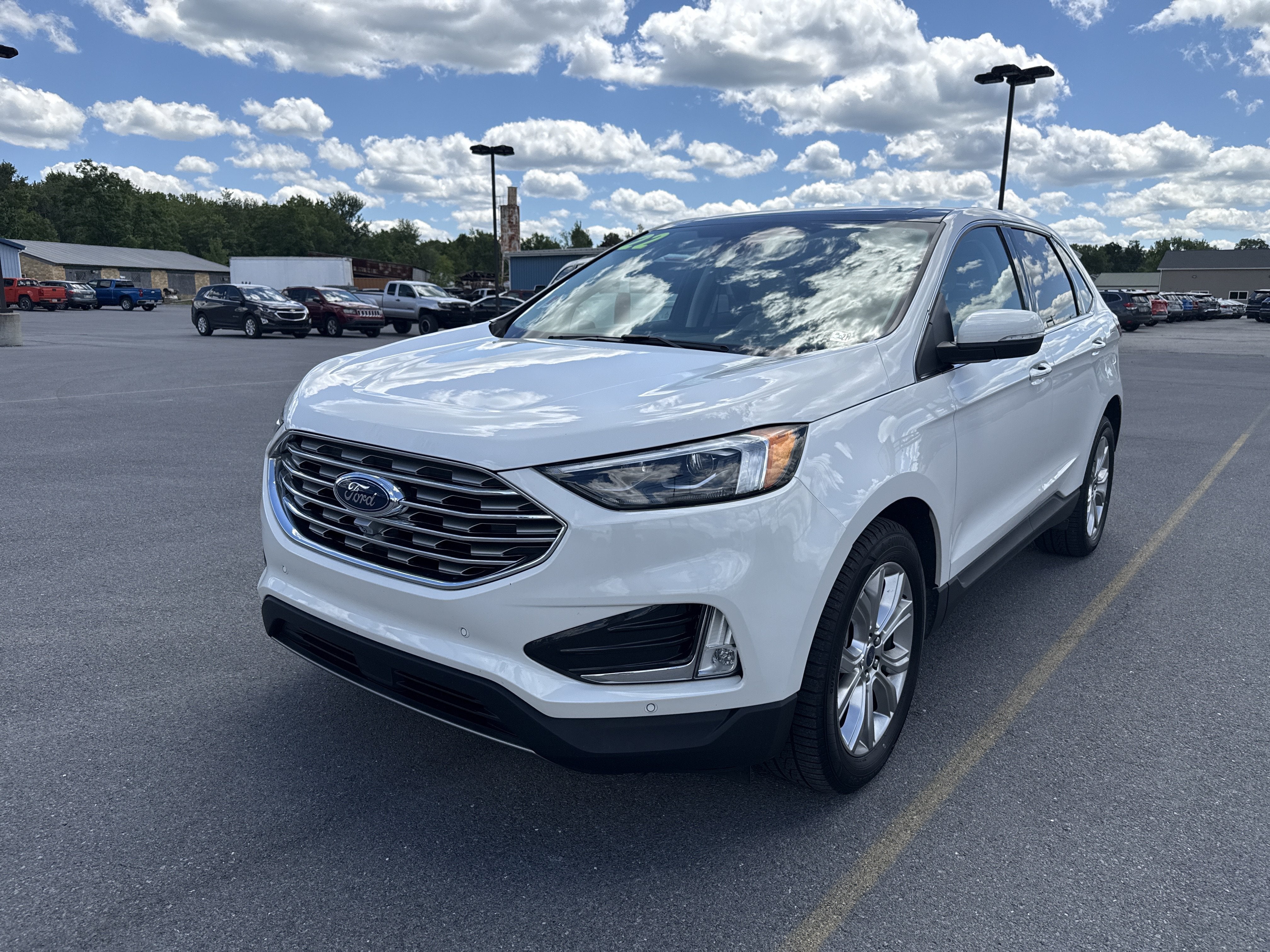 2022 Ford Edge Titanium