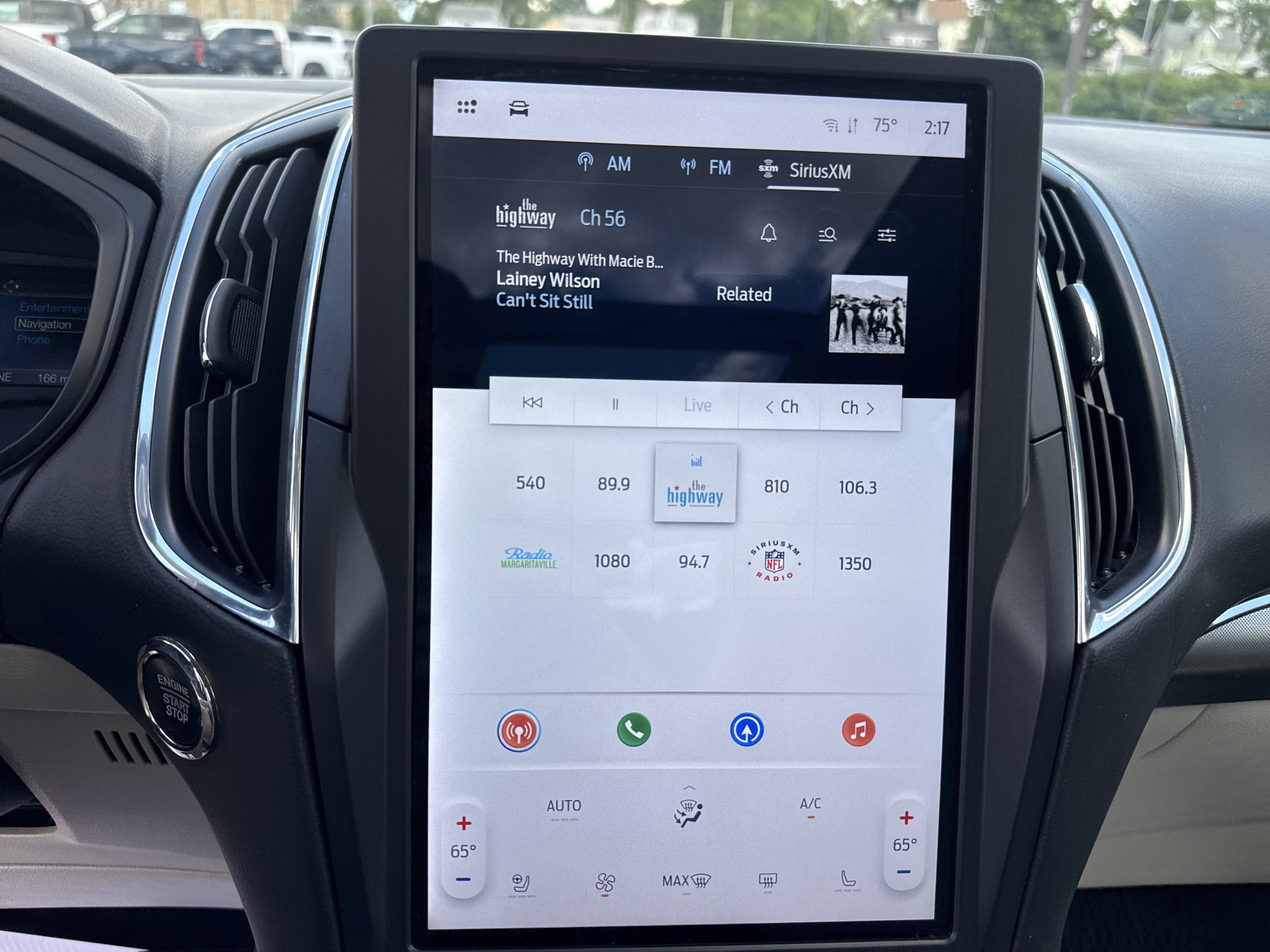 2022 Ford Edge Titanium