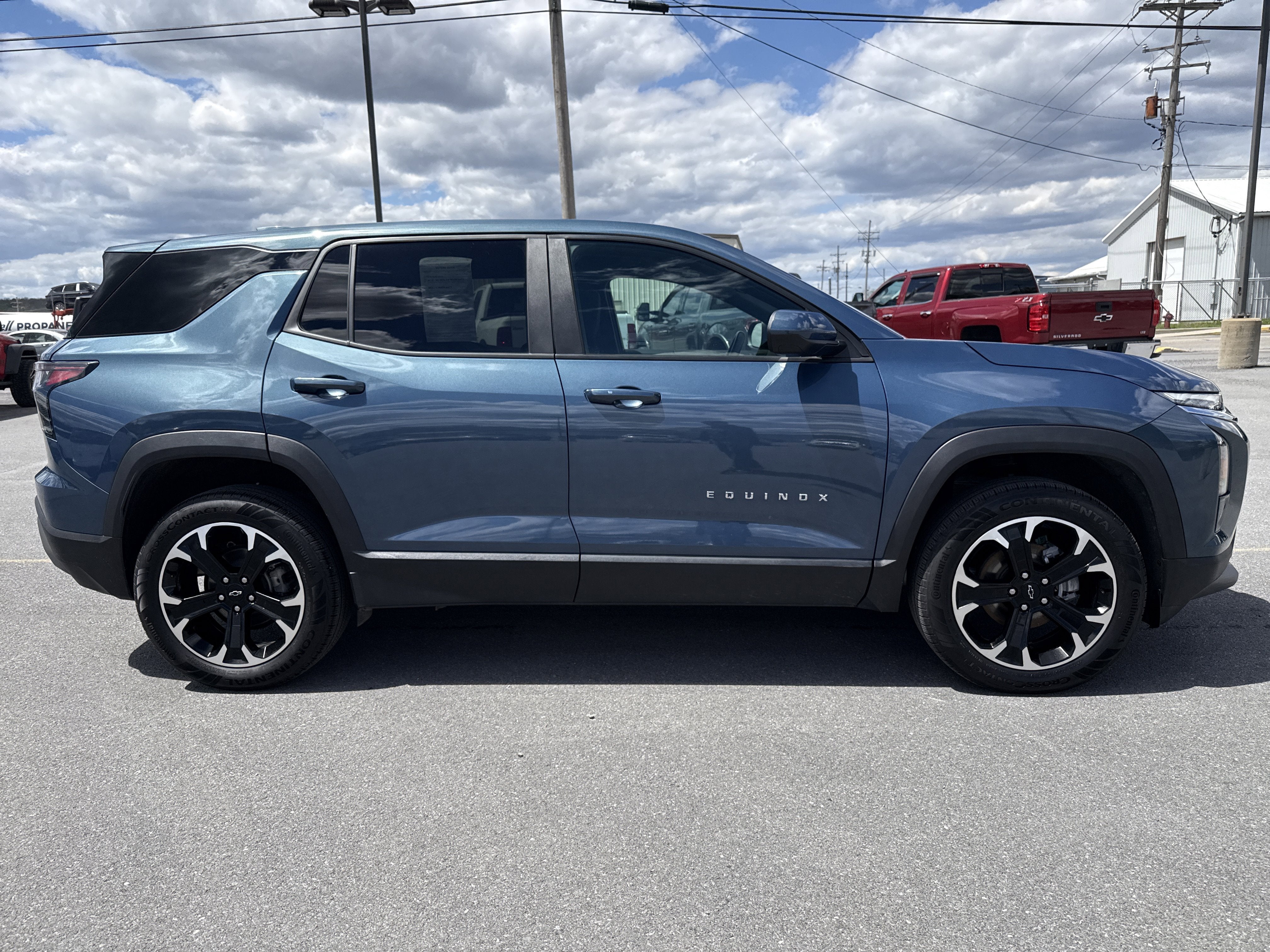 2025 Chevrolet Equinox LT