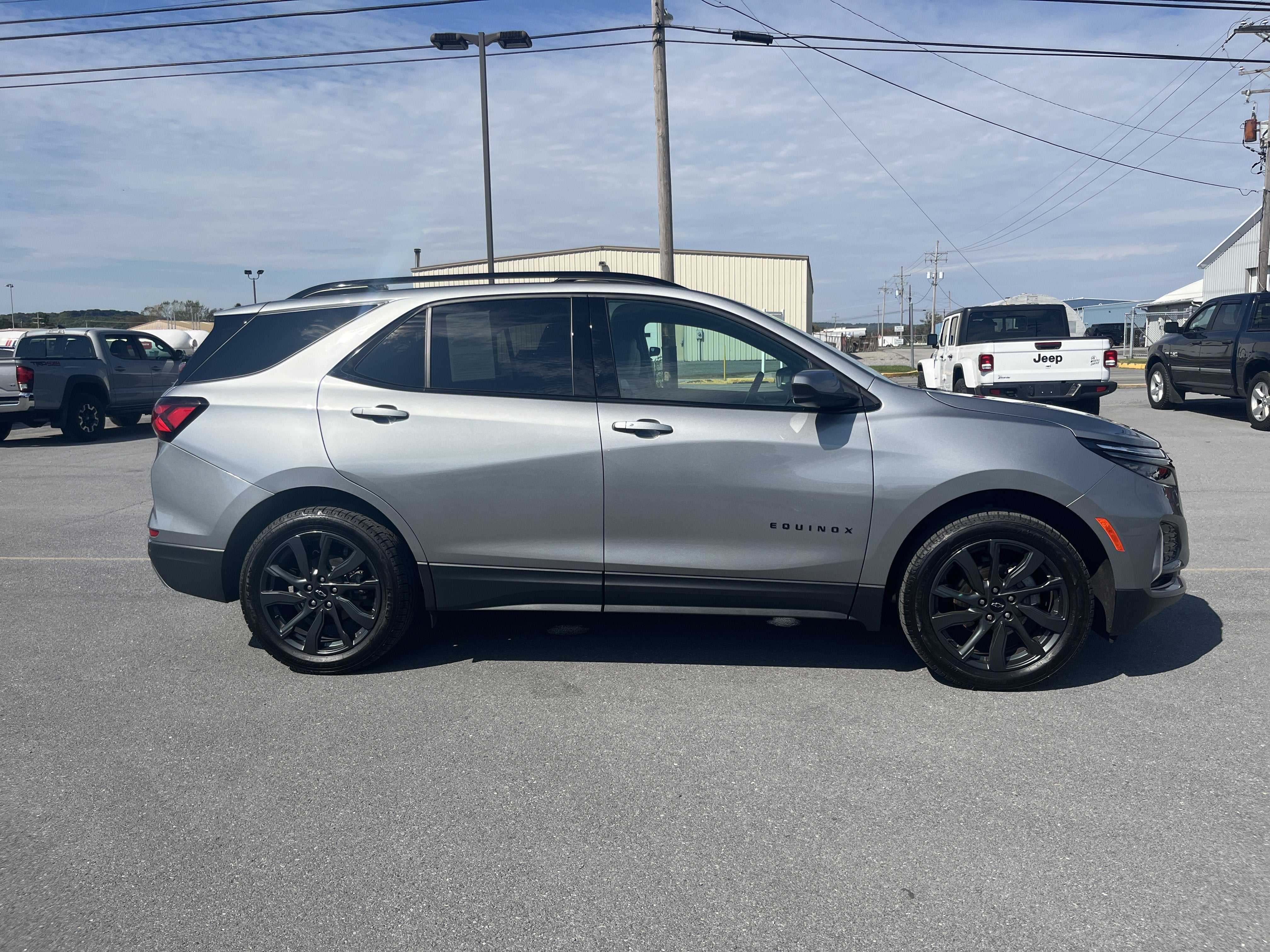 2023 Chevrolet Equinox RS