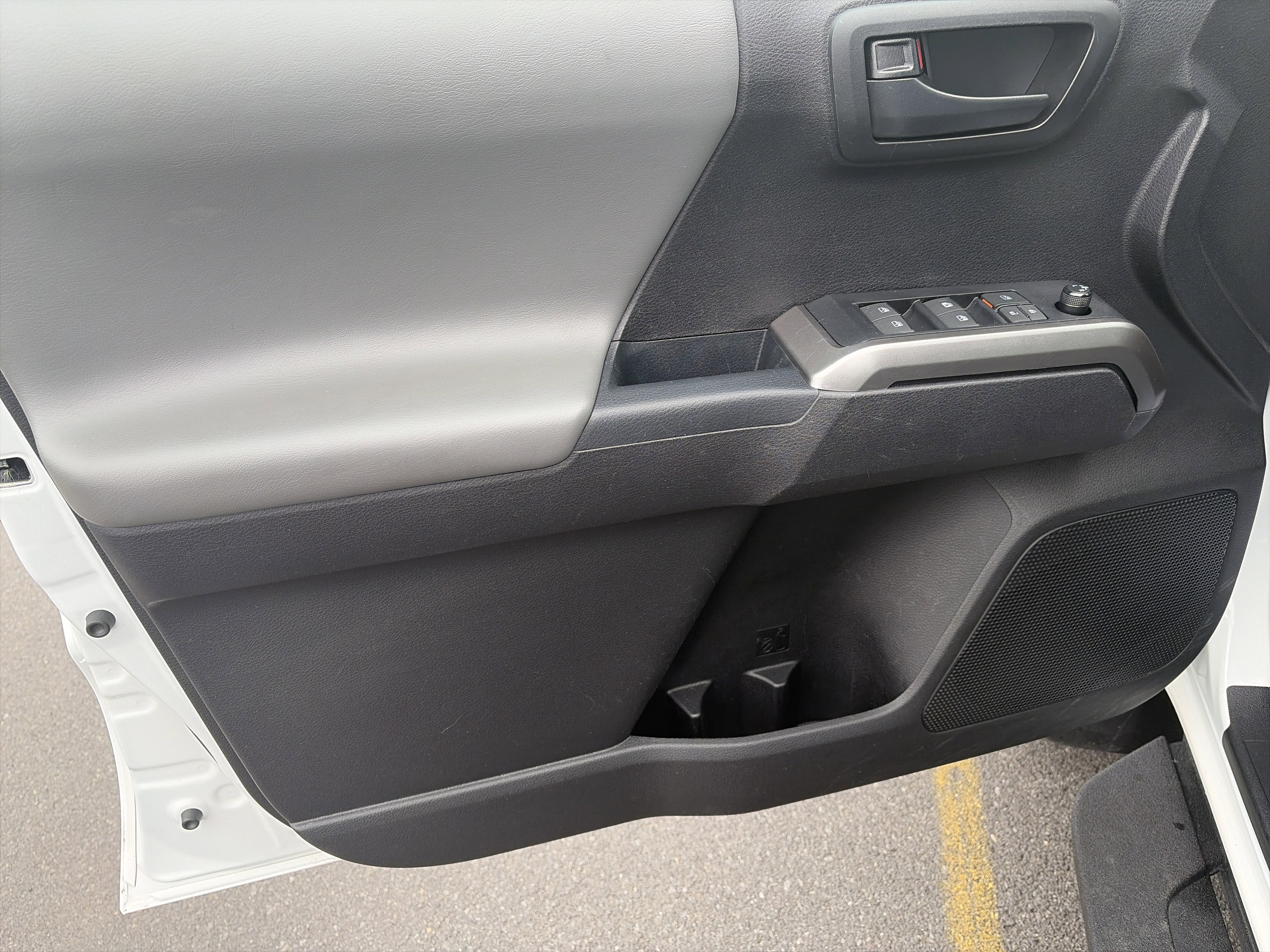 2021 Toyota Tacoma 4WD SR