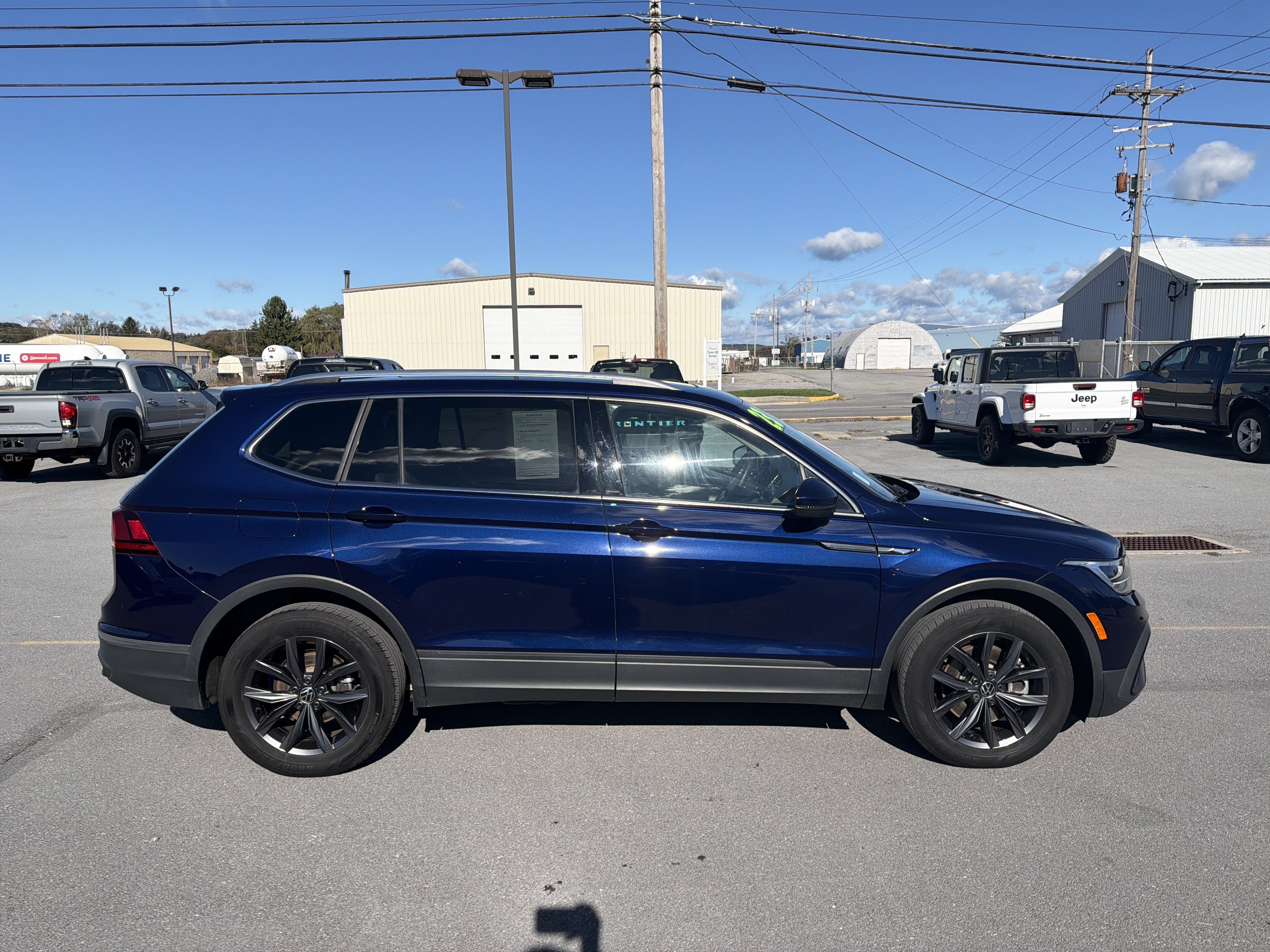 2023 Volkswagen Tiguan SE