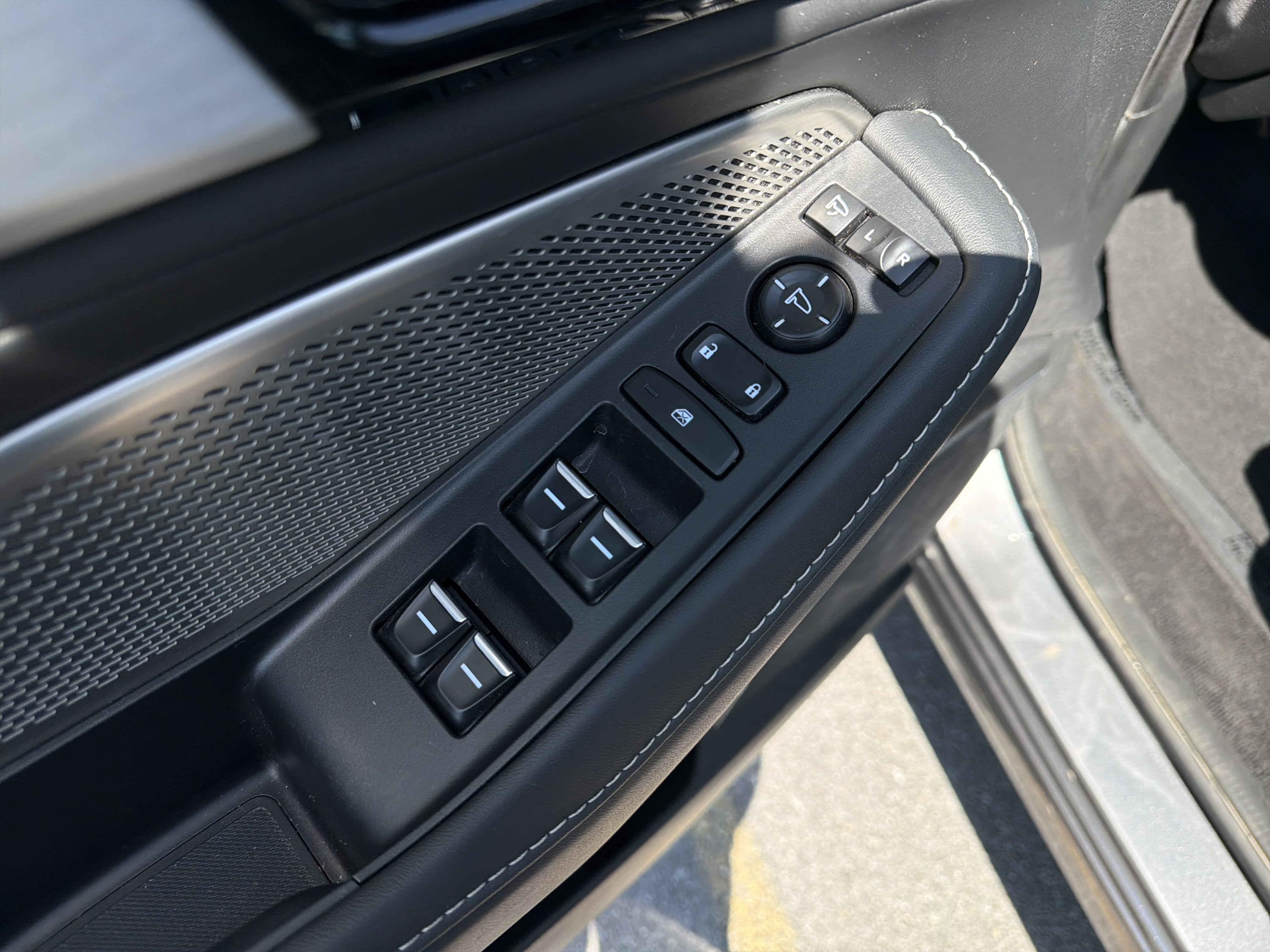 2023 Acura MDX w/Technology Package
