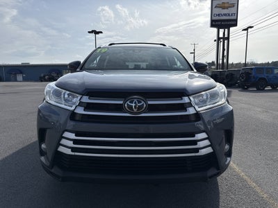 2019 Toyota Highlander SE