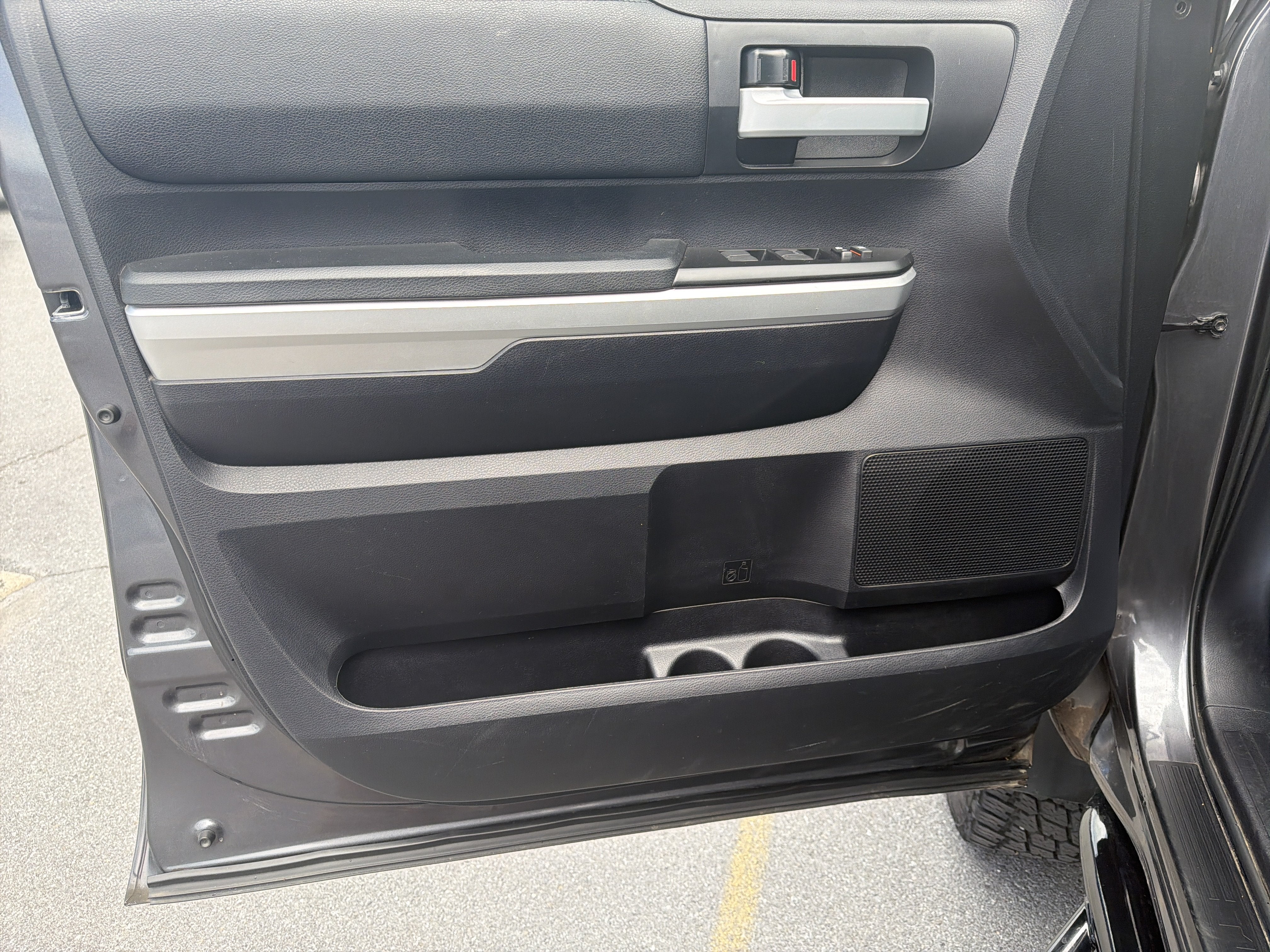 2016 Toyota Tundra 4WD Truck SR