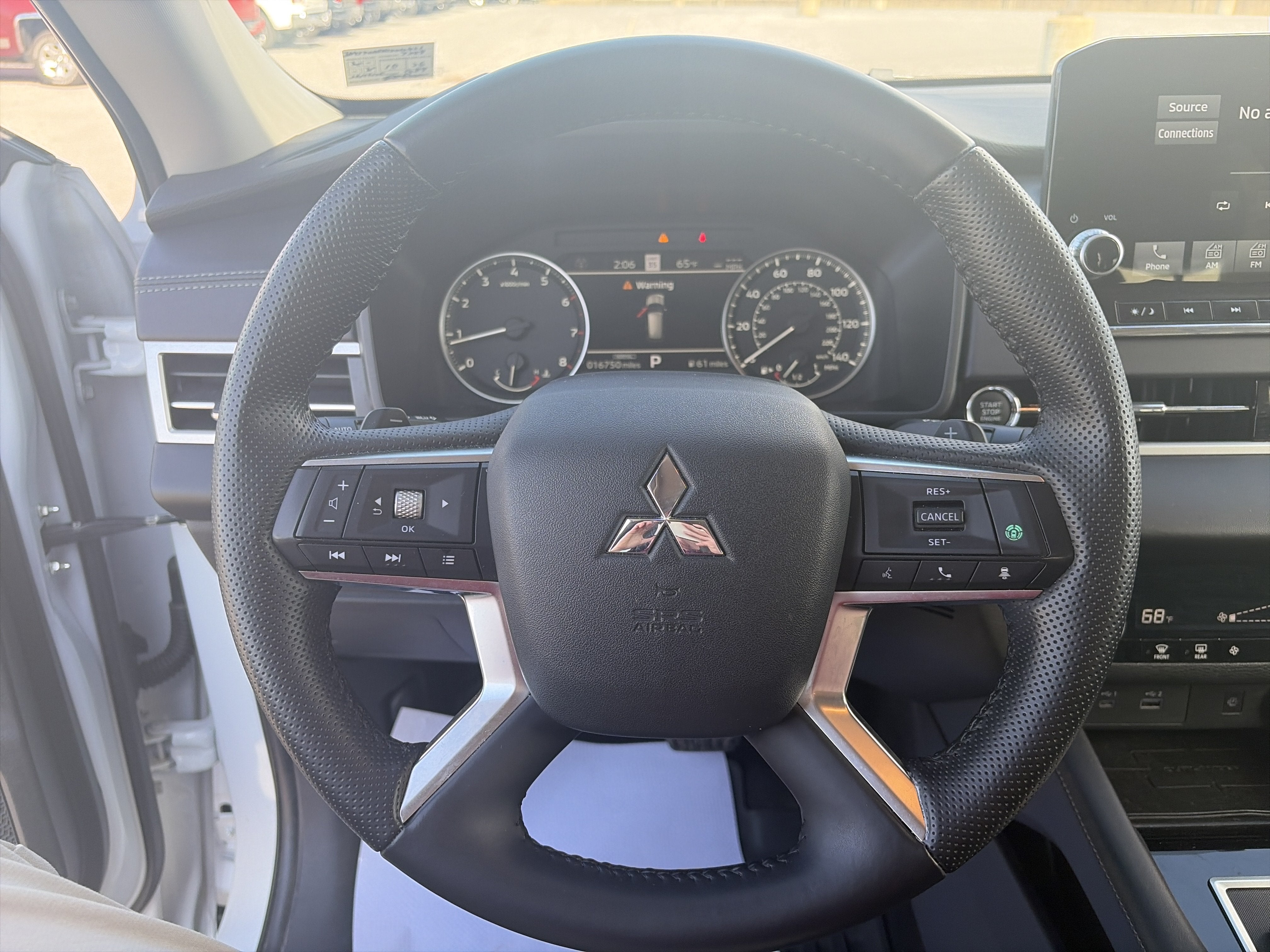 2024 Mitsubishi Outlander SE