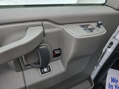 2024 Chevrolet Express Passenger 3500 1LS