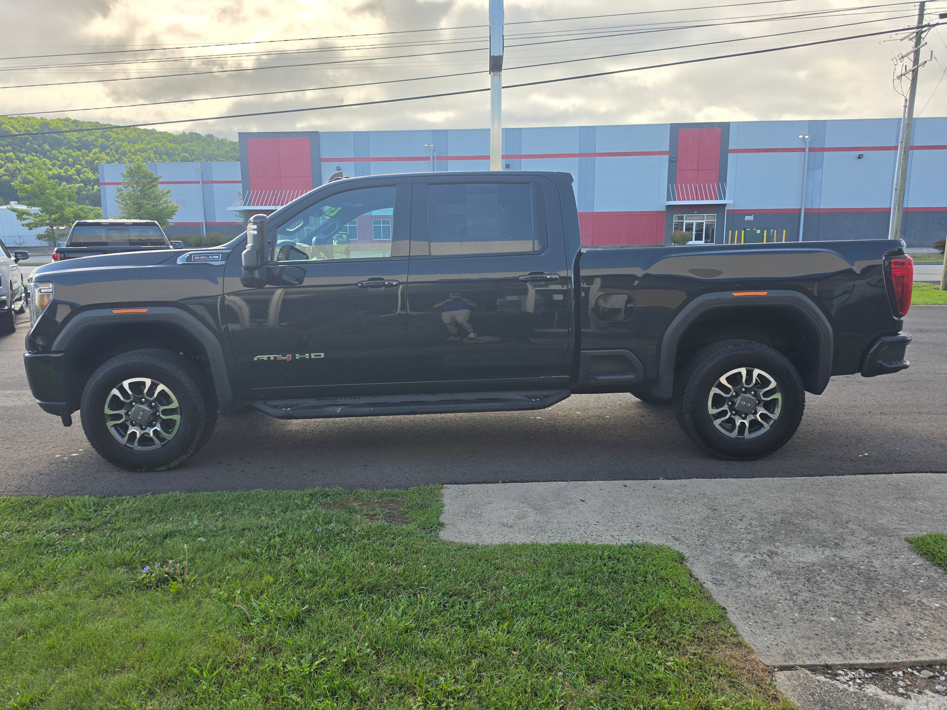 2023 GMC Sierra 2500 HD AT4