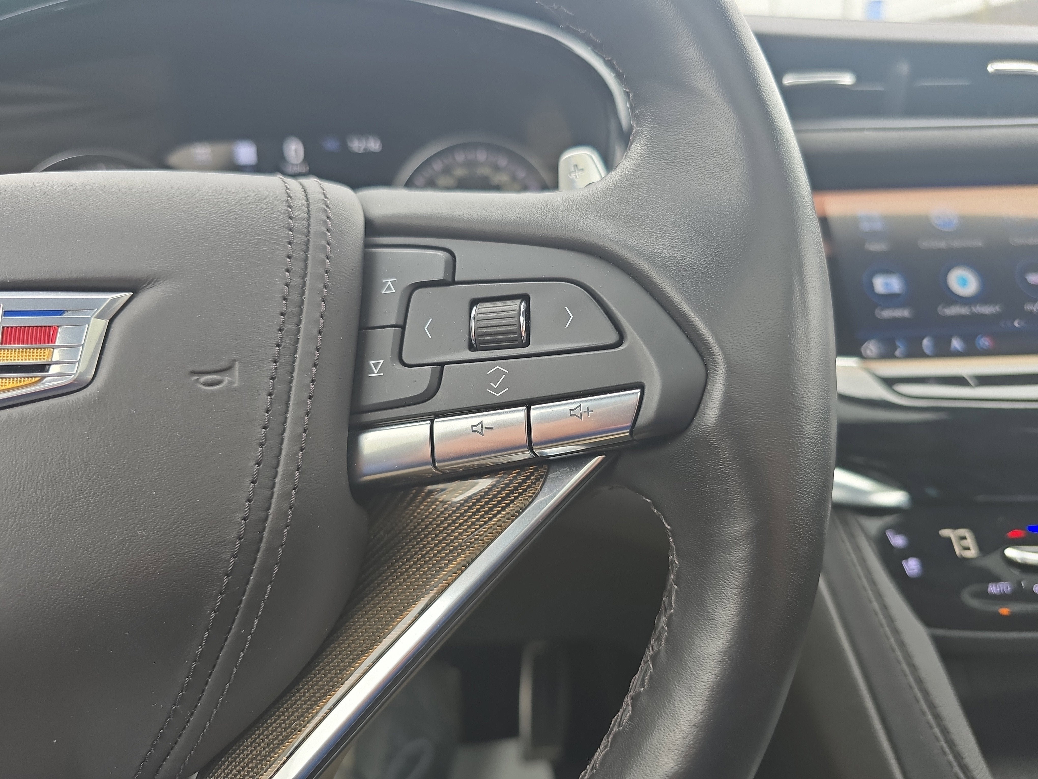 2023 Cadillac XT6 Sport