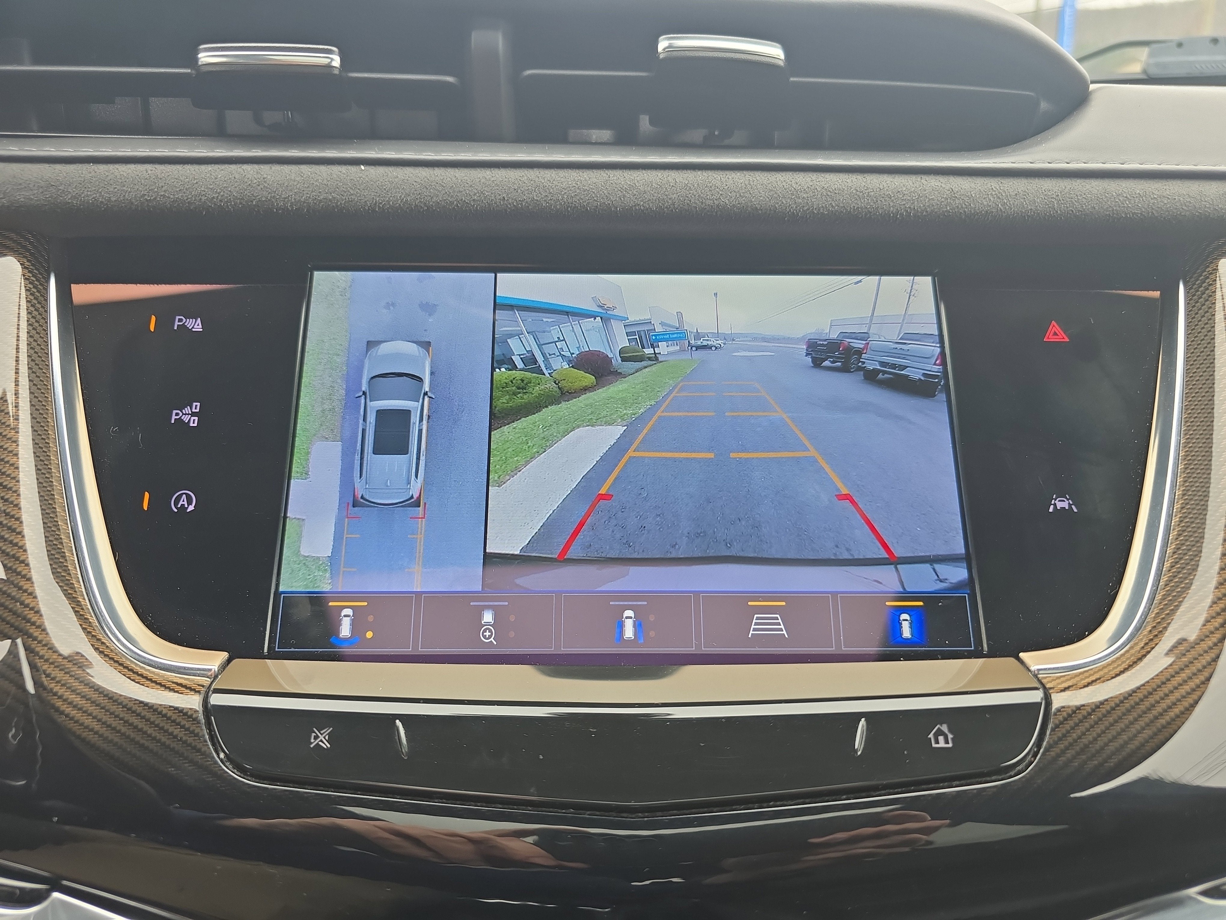 2023 Cadillac XT6 Sport