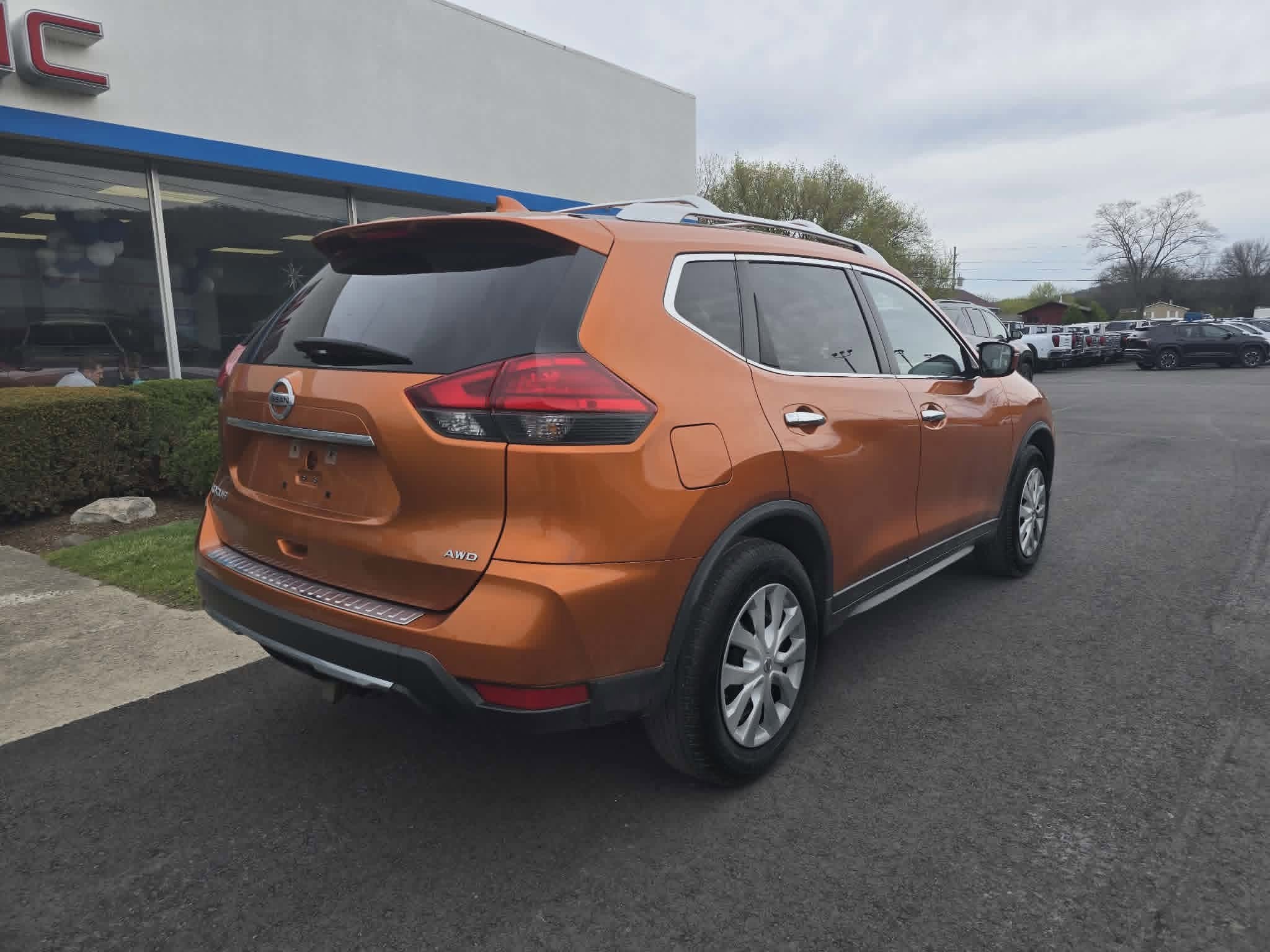 2017 Nissan Rogue S
