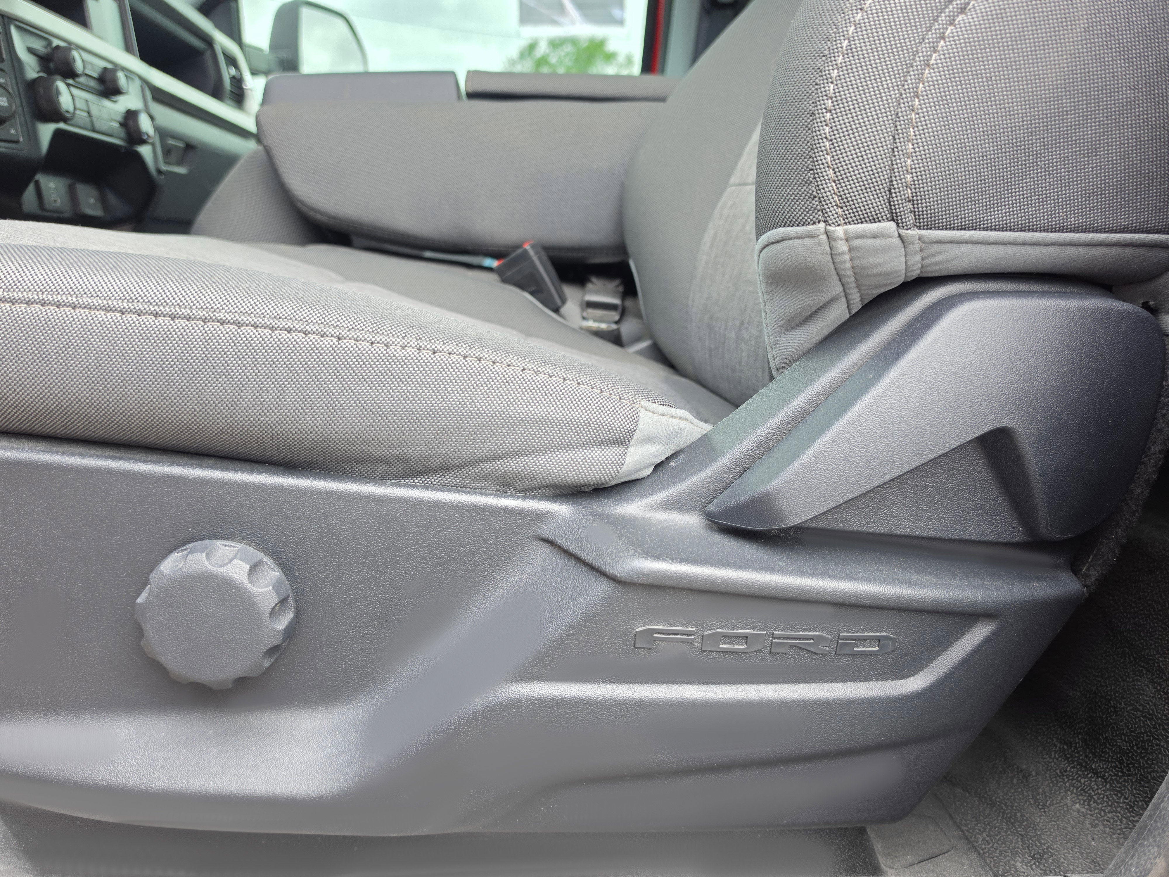 2024 Ford Super Duty F-350 SRW XL