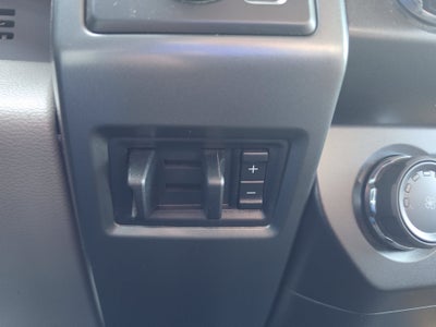 2022 Ford Super Duty F-550 DRW XLT