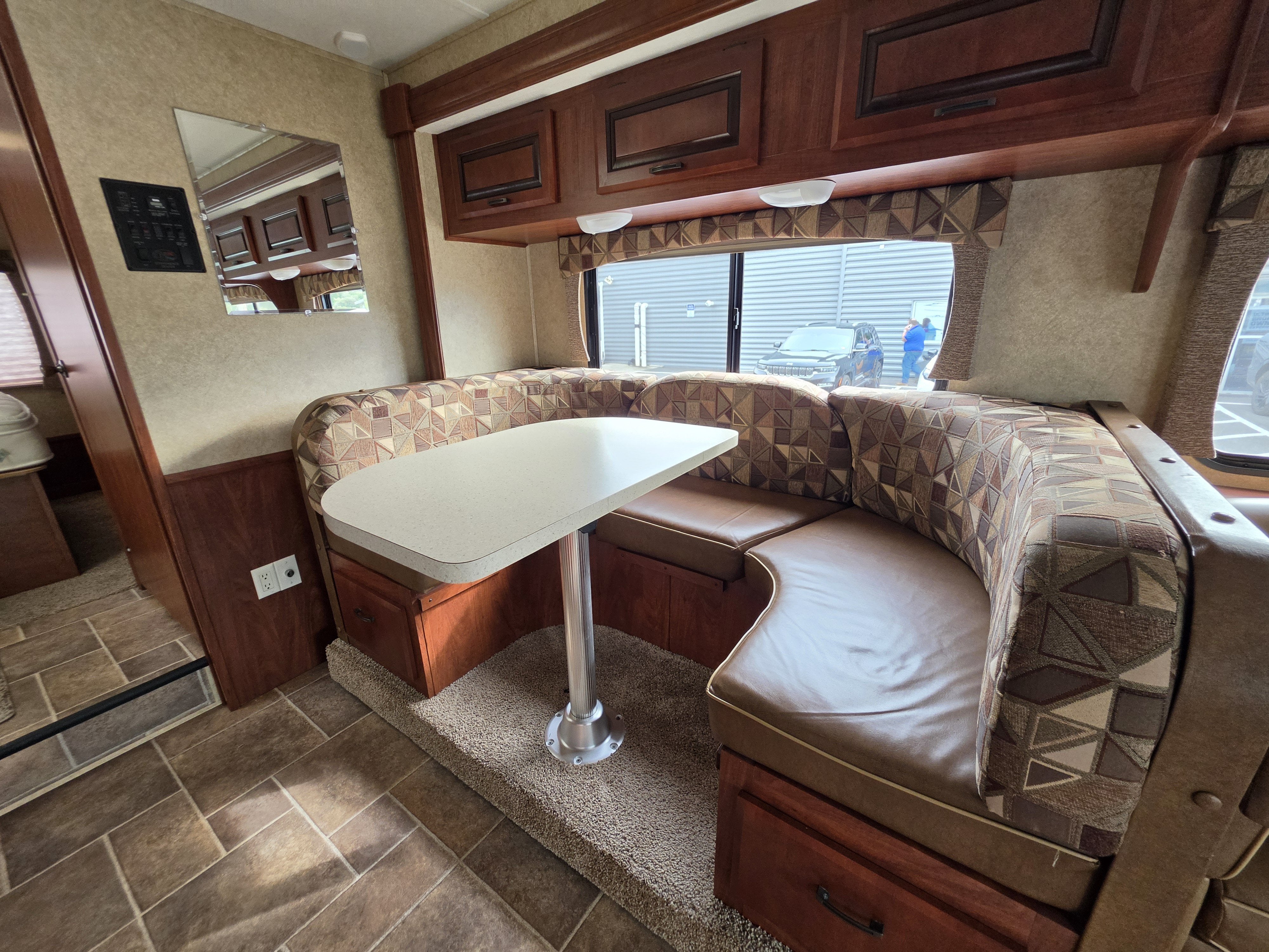 2012 Ford Econoline Commercial Cutaway Base