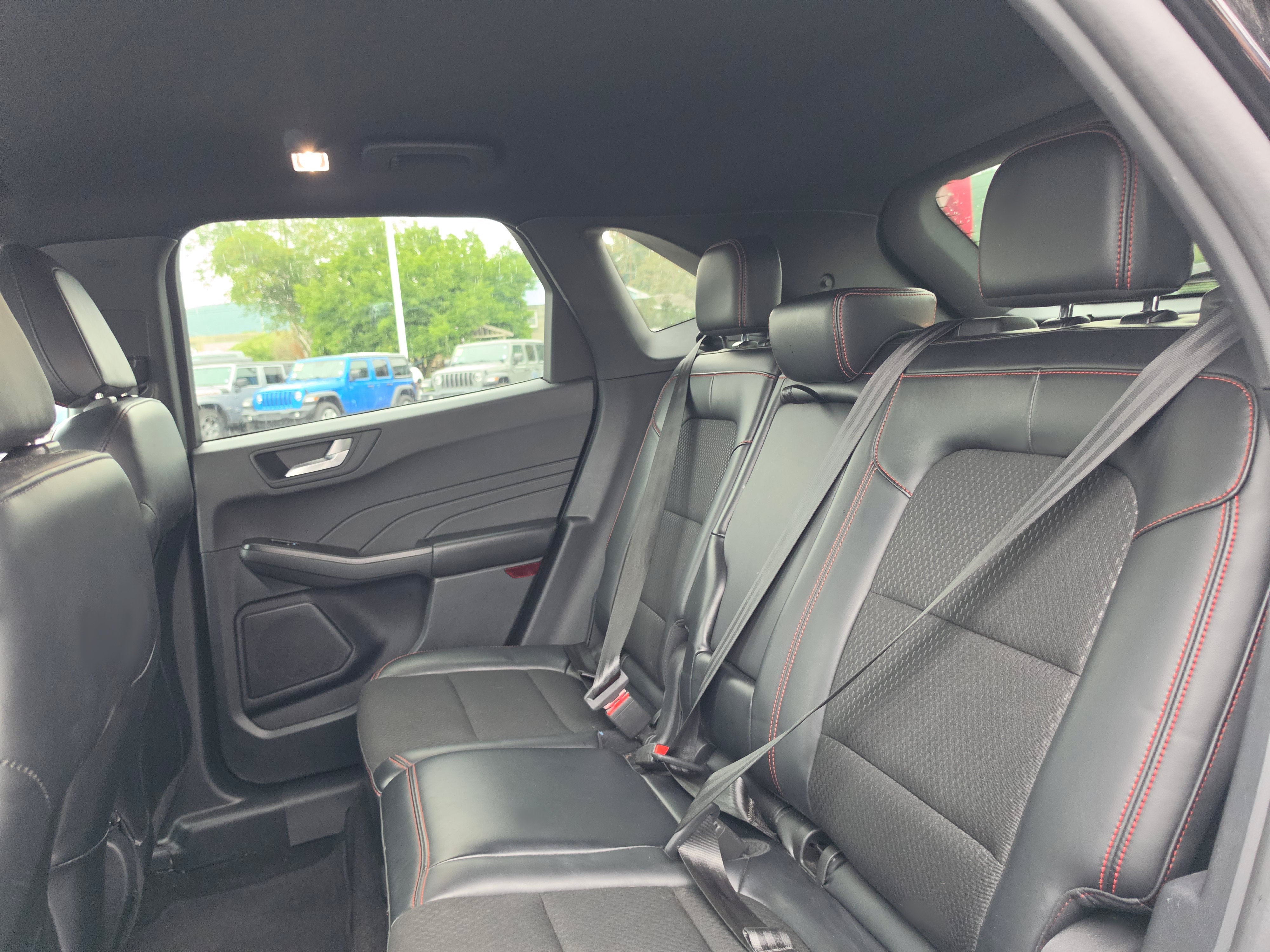 2025 Ford Escape ST-Line Select