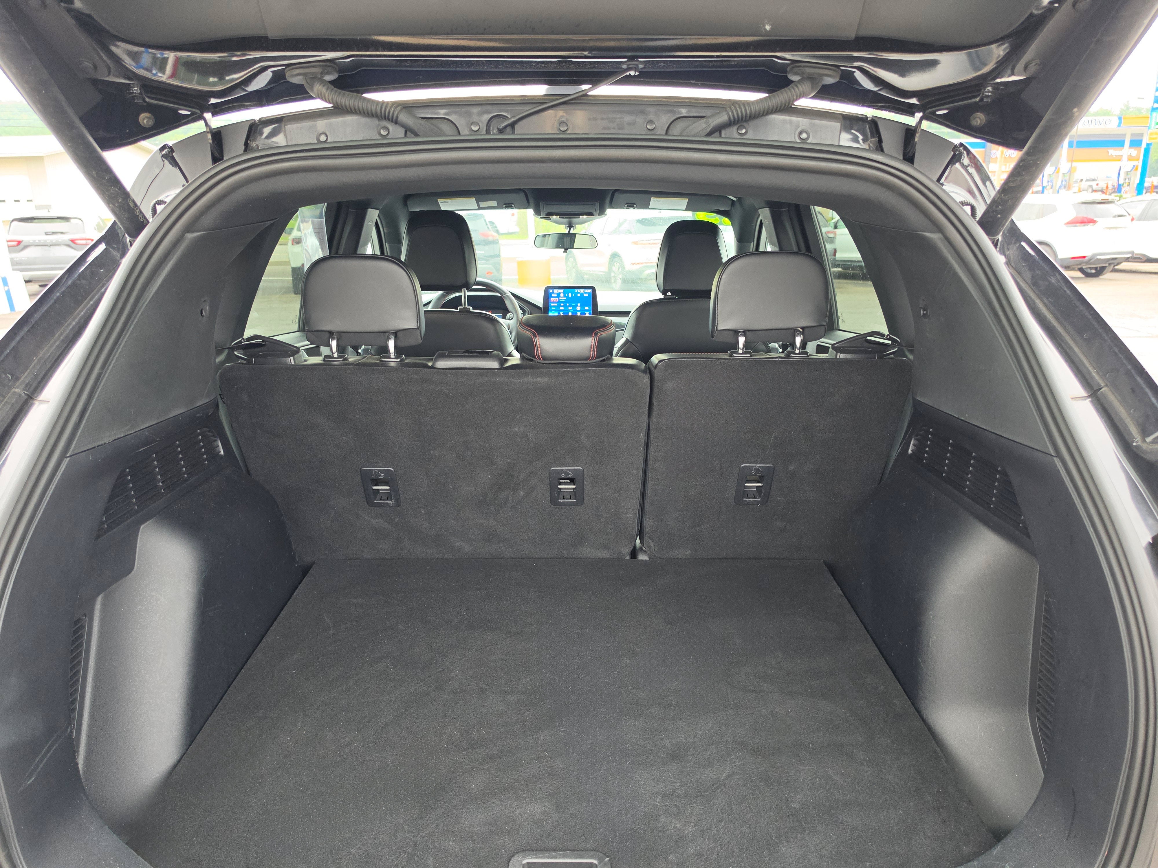 2025 Ford Escape ST-Line Select