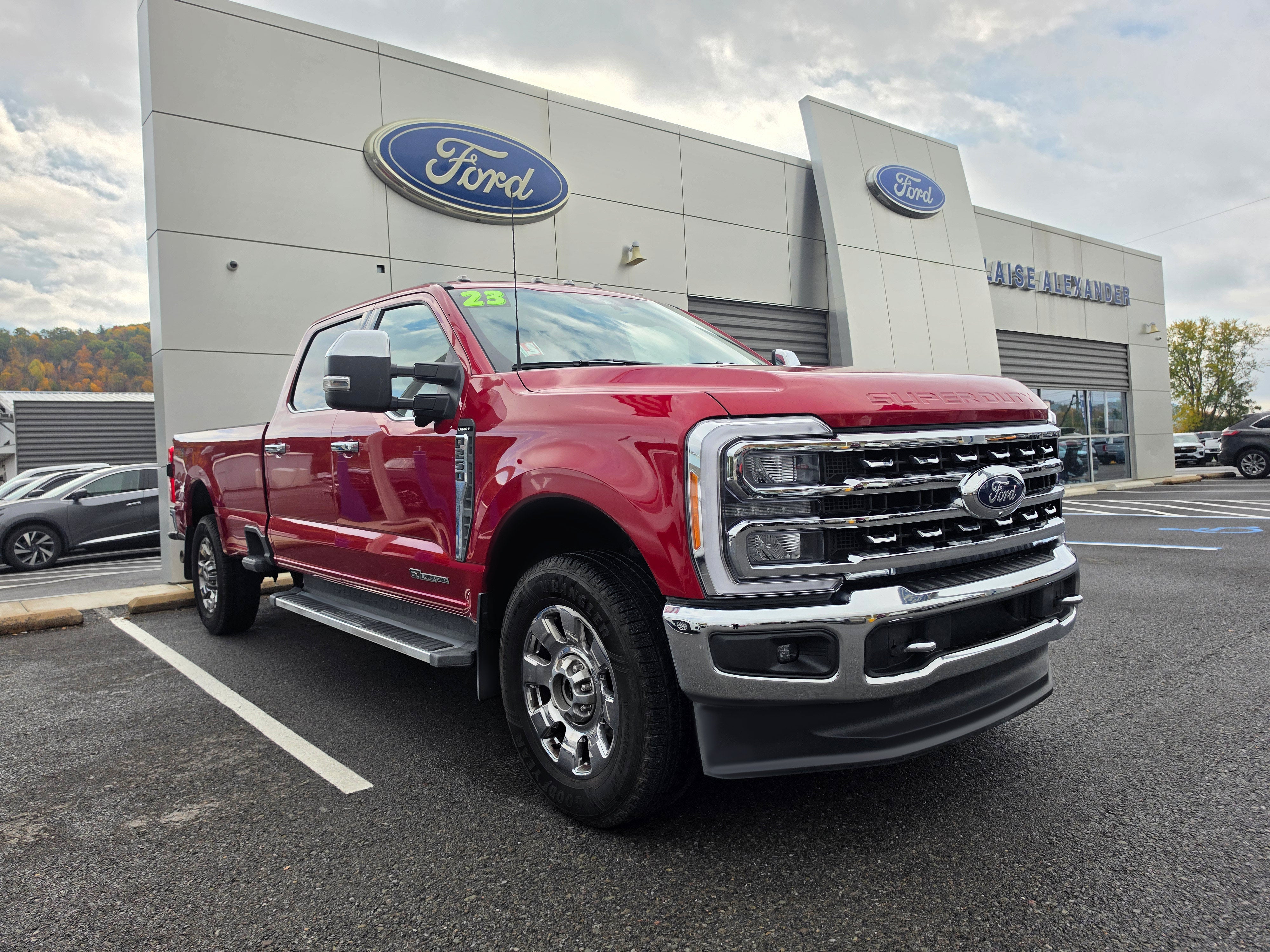 2023 Ford Super Duty F-250 SRW LARIAT