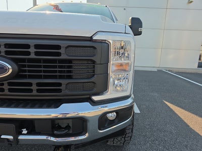 2023 Ford Super Duty F-350 SRW XL