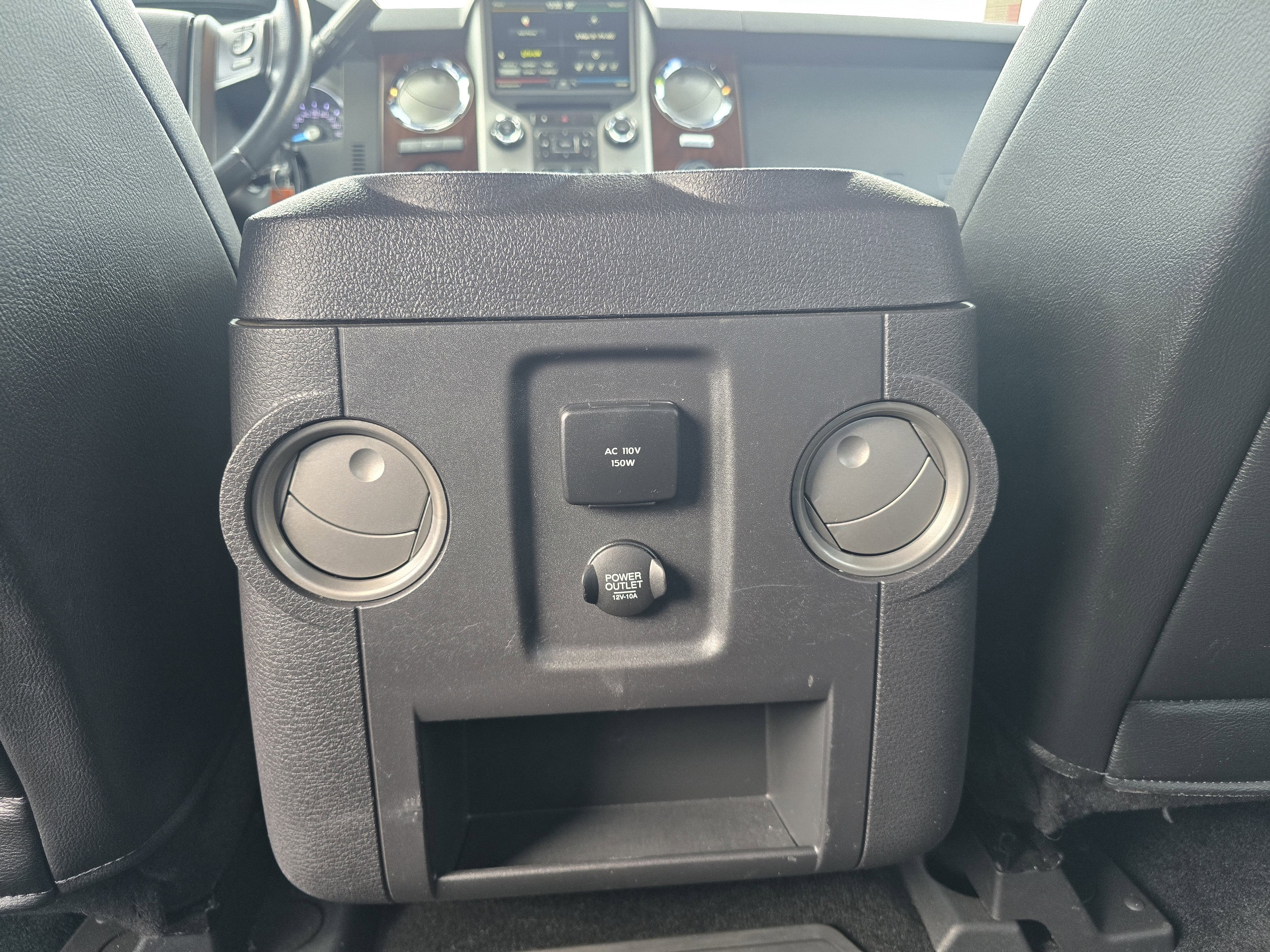 2016 Ford Super Duty F-350 SRW Lariat