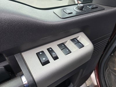 2016 Ford Super Duty F-350 SRW Lariat