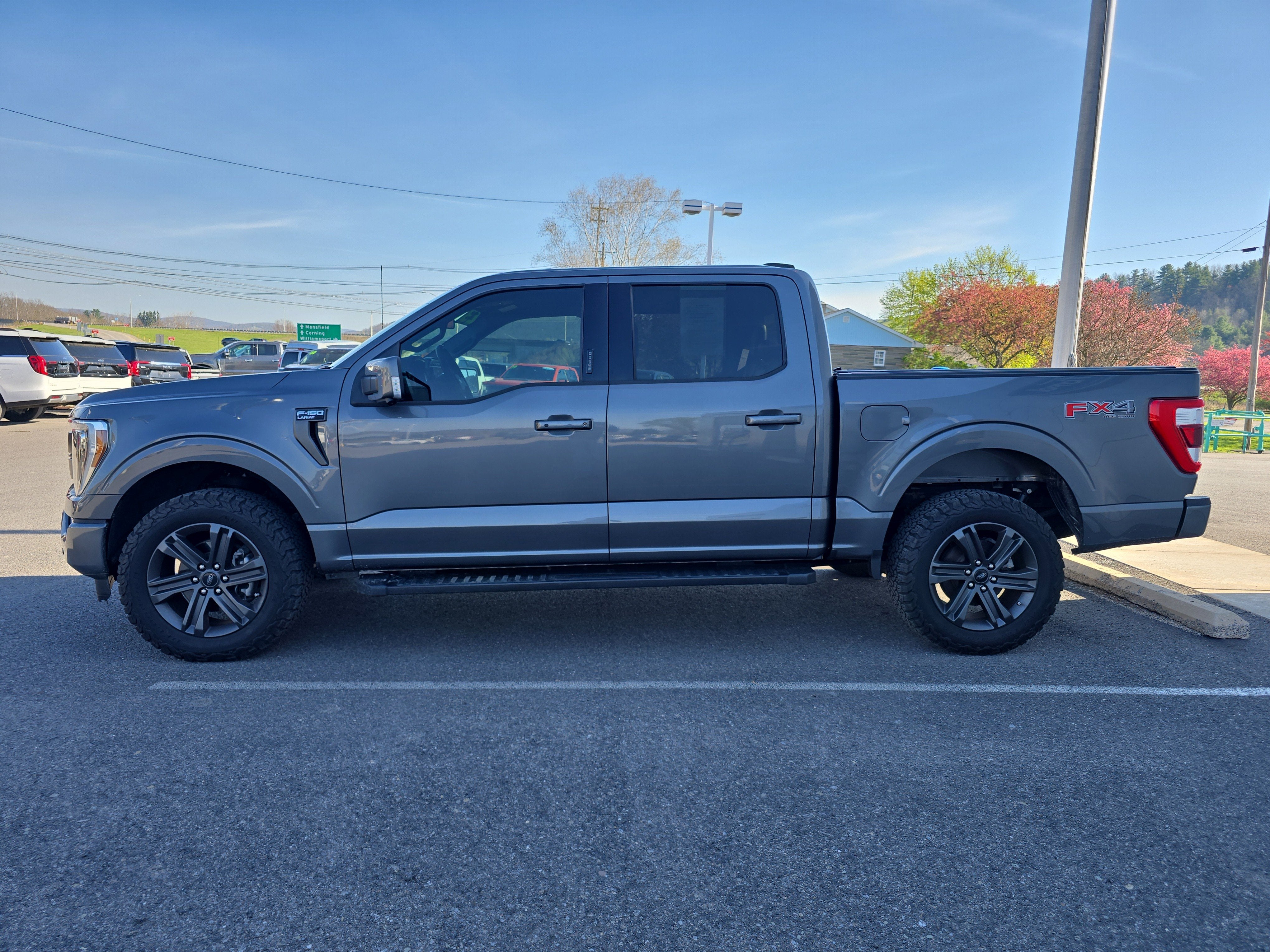 2023 Ford F-150 LARIAT